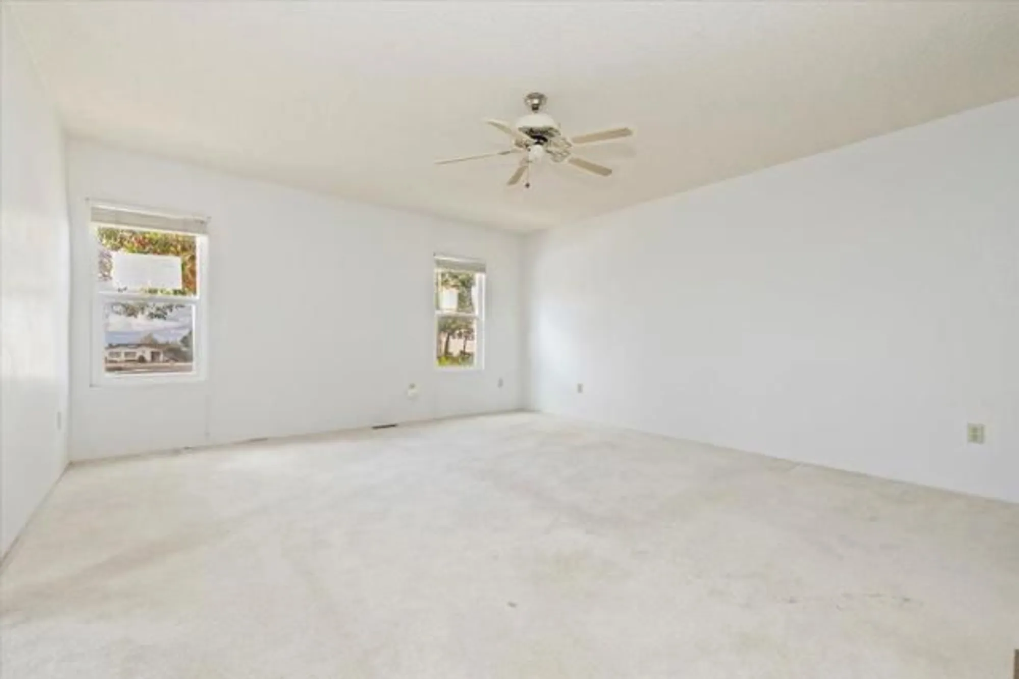 Property Slideshow image 21 of 35 | 40944 lincoln pl, Cherry Valley, CA, 92223