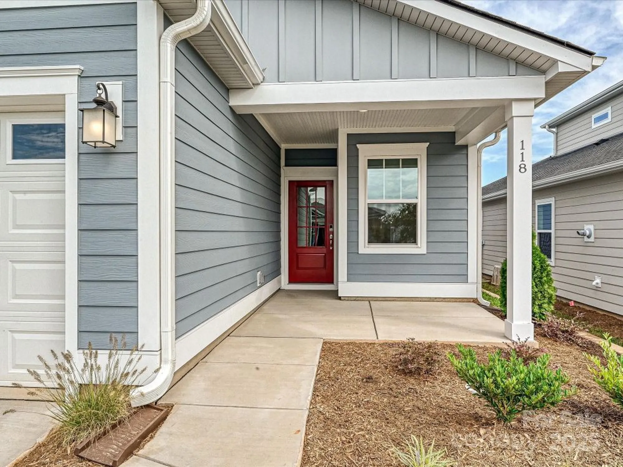 Property Slideshow image 2 of 45 | 118 stowaway dr 1219, Denver, NC, 28037