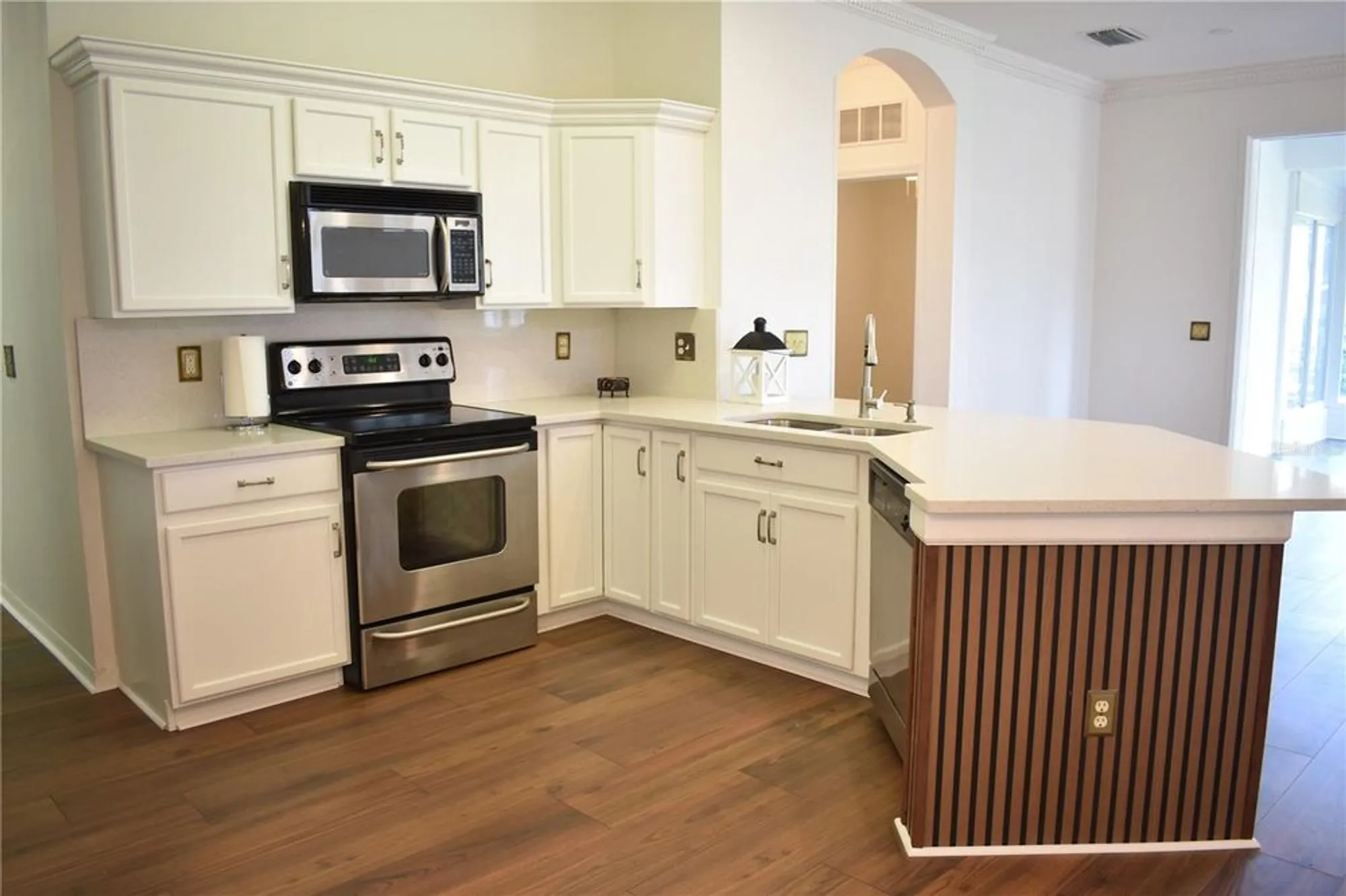 Property Slideshow image 8 of 41 | 1159 jameson greens dr # 10, Sun City Center, FL, 33573