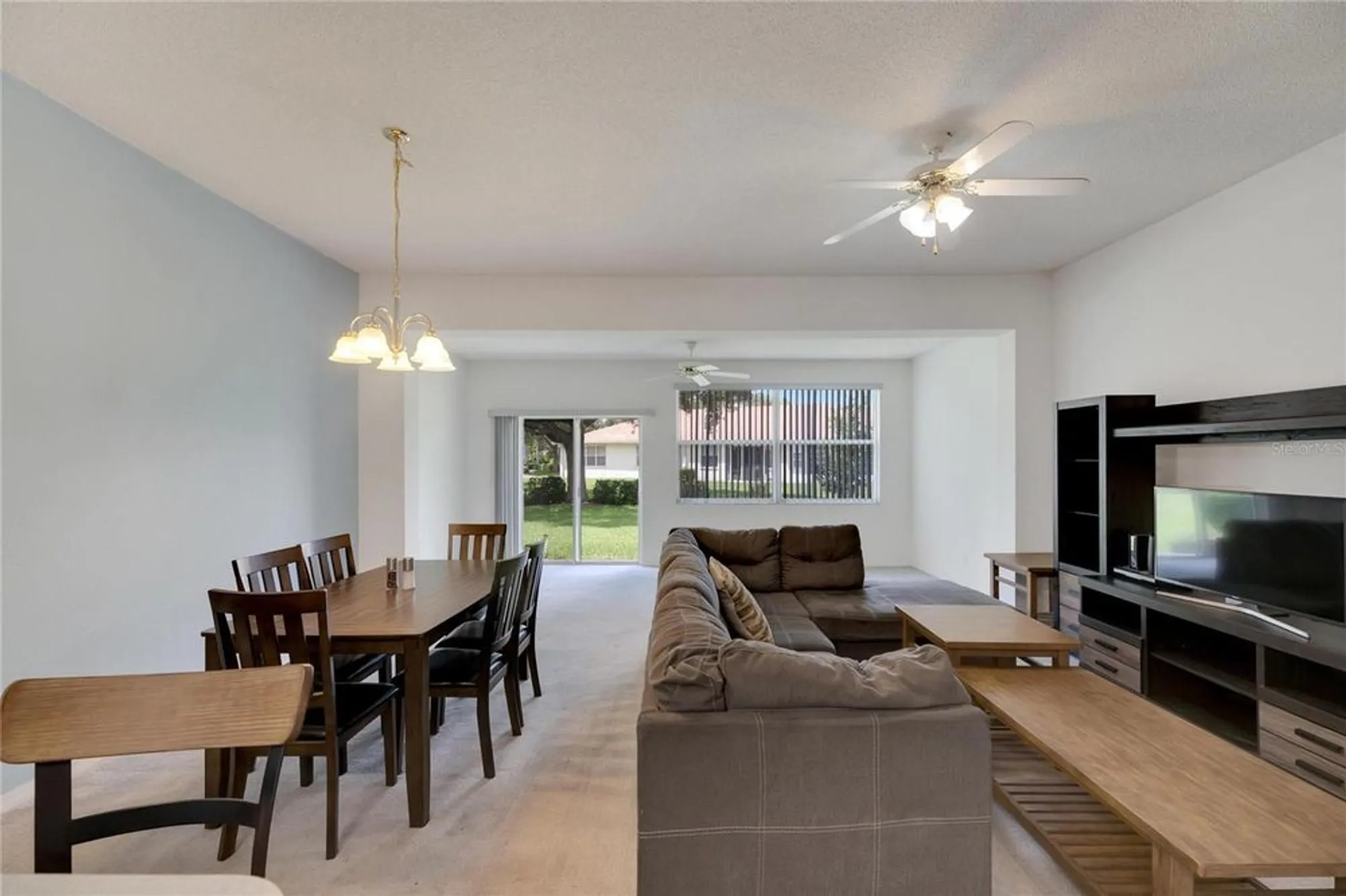 Property Slideshow image 15 of 46 | 1015 radison lake ct # 65, Sun City Center, FL, 33573
