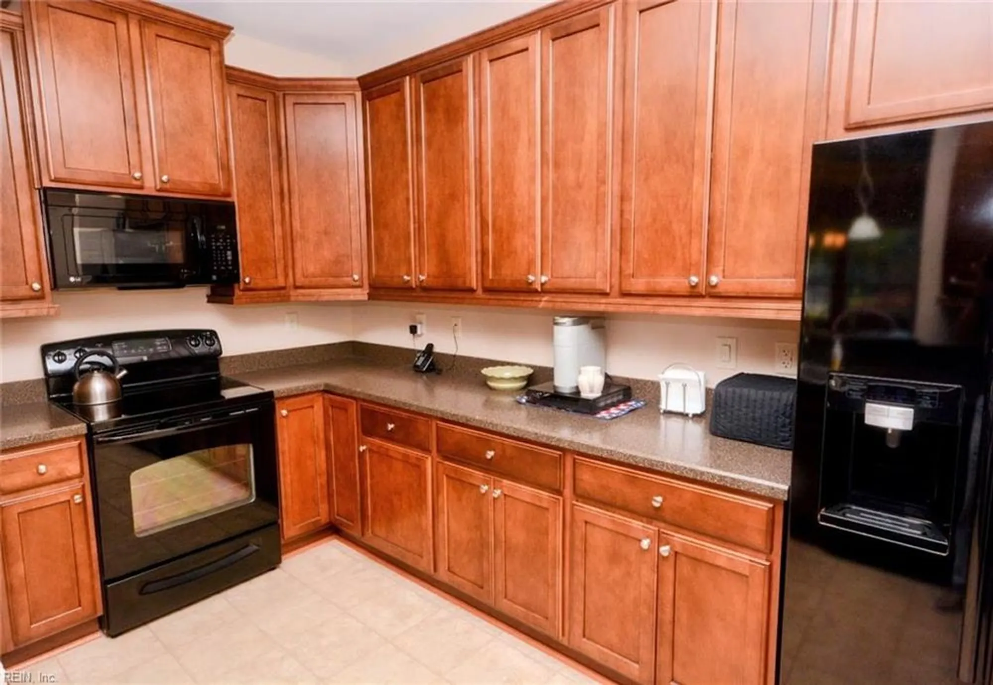 Property Slideshow image 14 of 41 | 1443 thistlewood ln, Chesapeake, VA, 23320