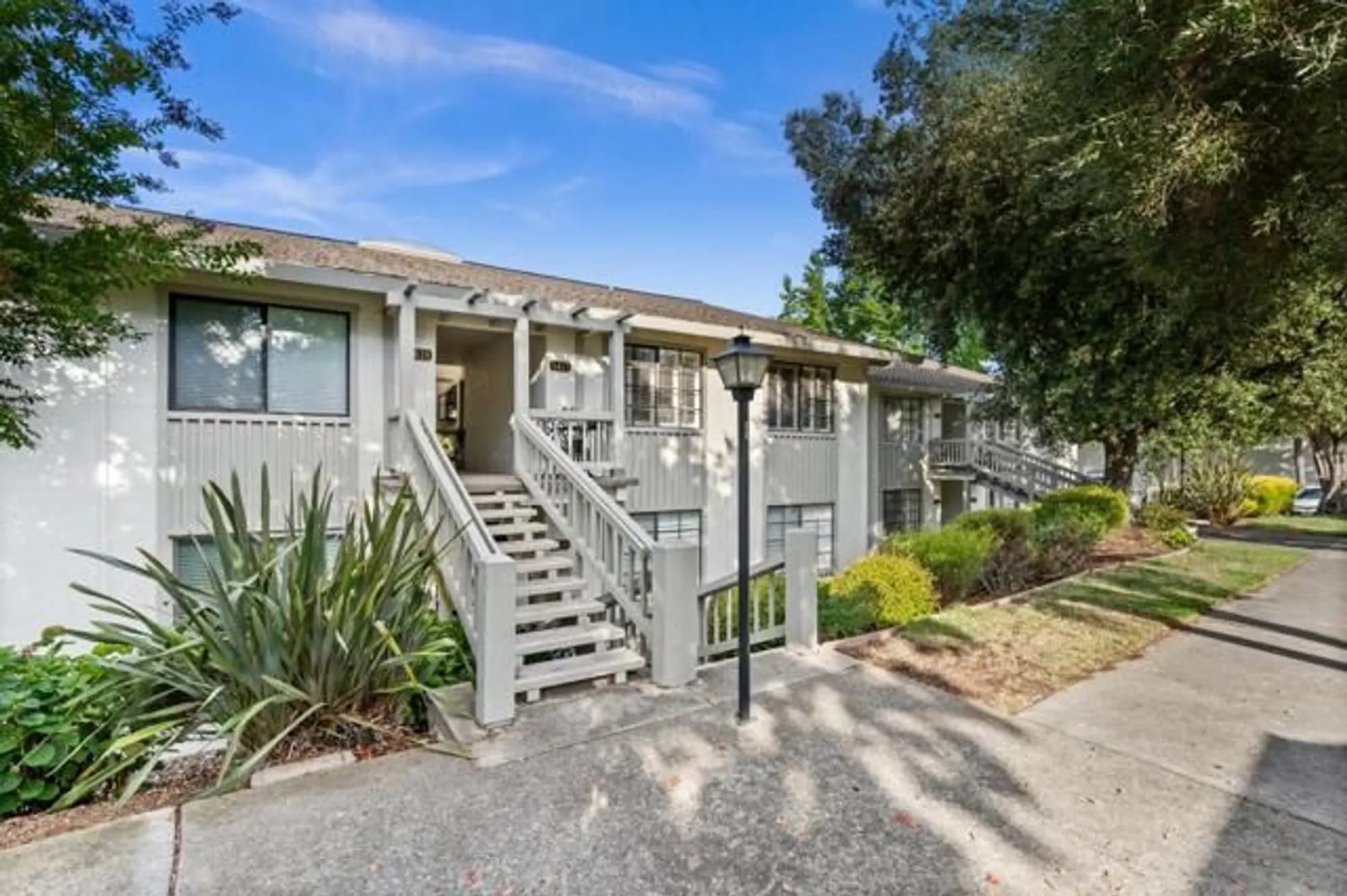 Property Slideshow image 32 of 44 | 5437 cribari grn, San Jose, CA, 95135