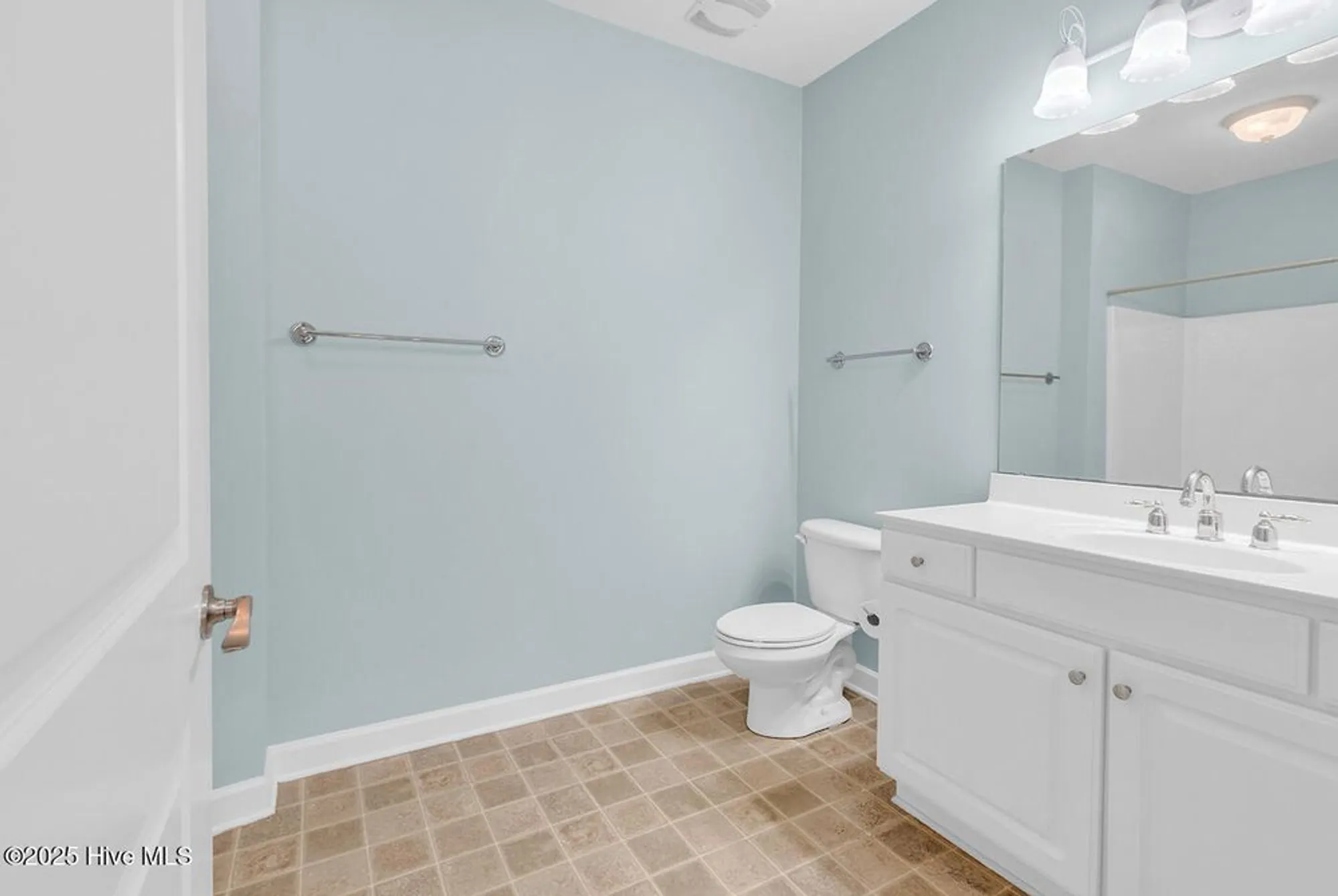 Property Slideshow image 10 of 30 | 395 s crow creek dr 1304, Calabash, NC, 28467