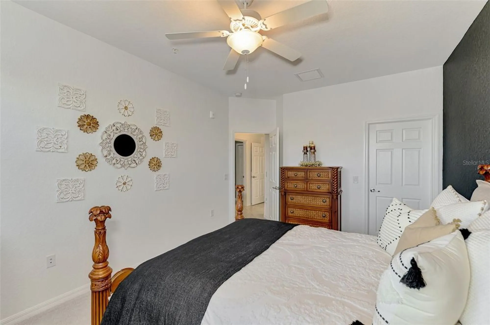 Property Slideshow image 37 of 98 | 10797 tarflower dr unit 201, Venice, FL, 34293