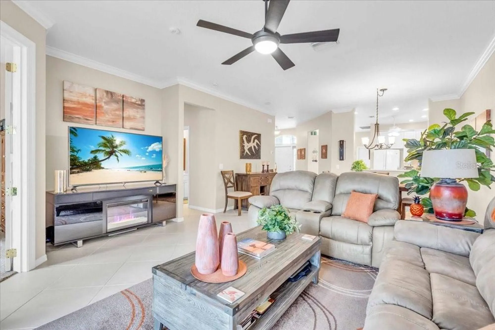 Property Slideshow image 9 of 59 | 8151 victoria falls cir, Sarasota, FL, 34243