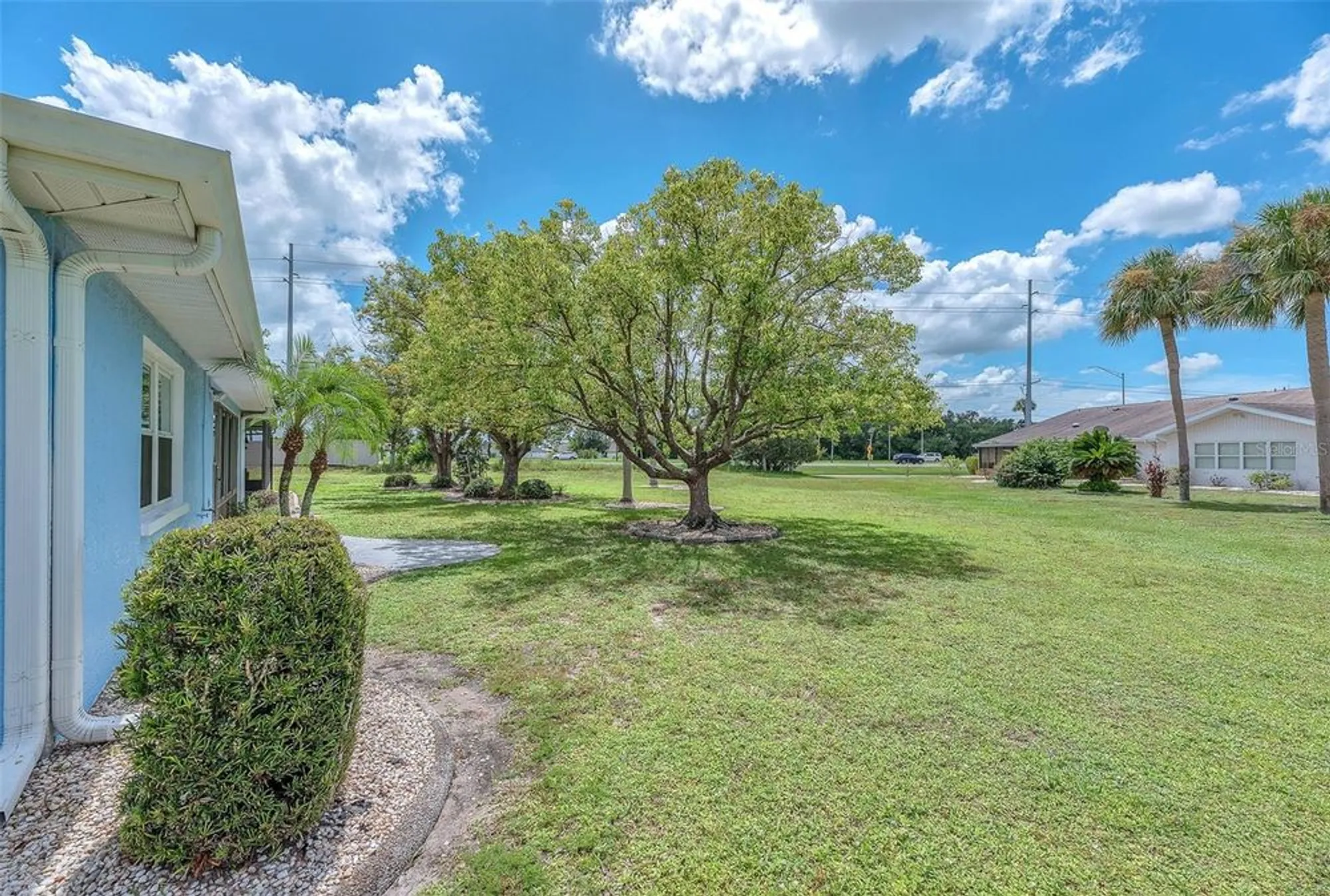 Property Slideshow image 20 of 39 | 904 sun key ct, Sun City Center, FL, 33573
