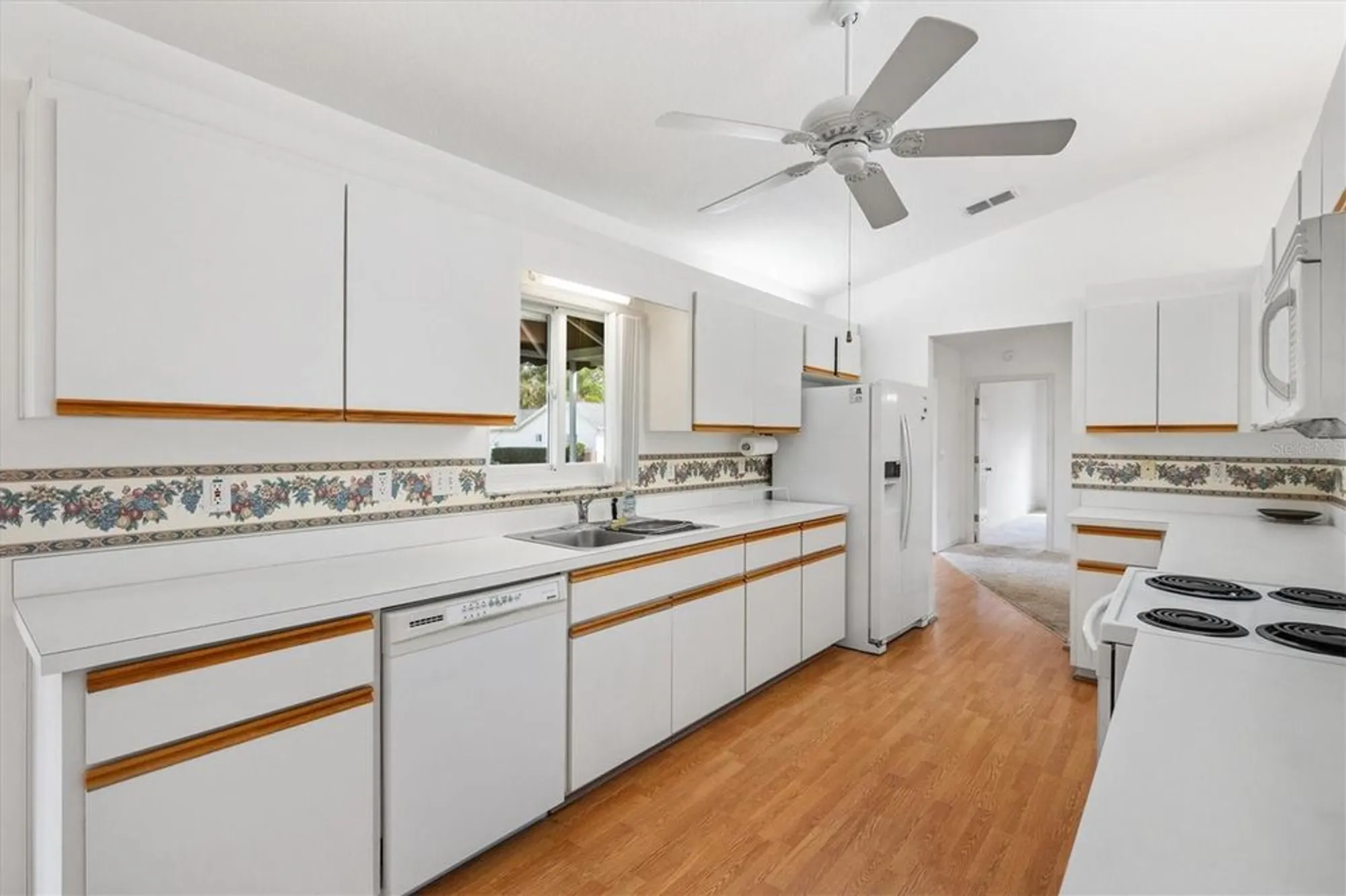 Property Slideshow image 10 of 35 | 13727 se 87th ave, Summerfield, FL, 34491