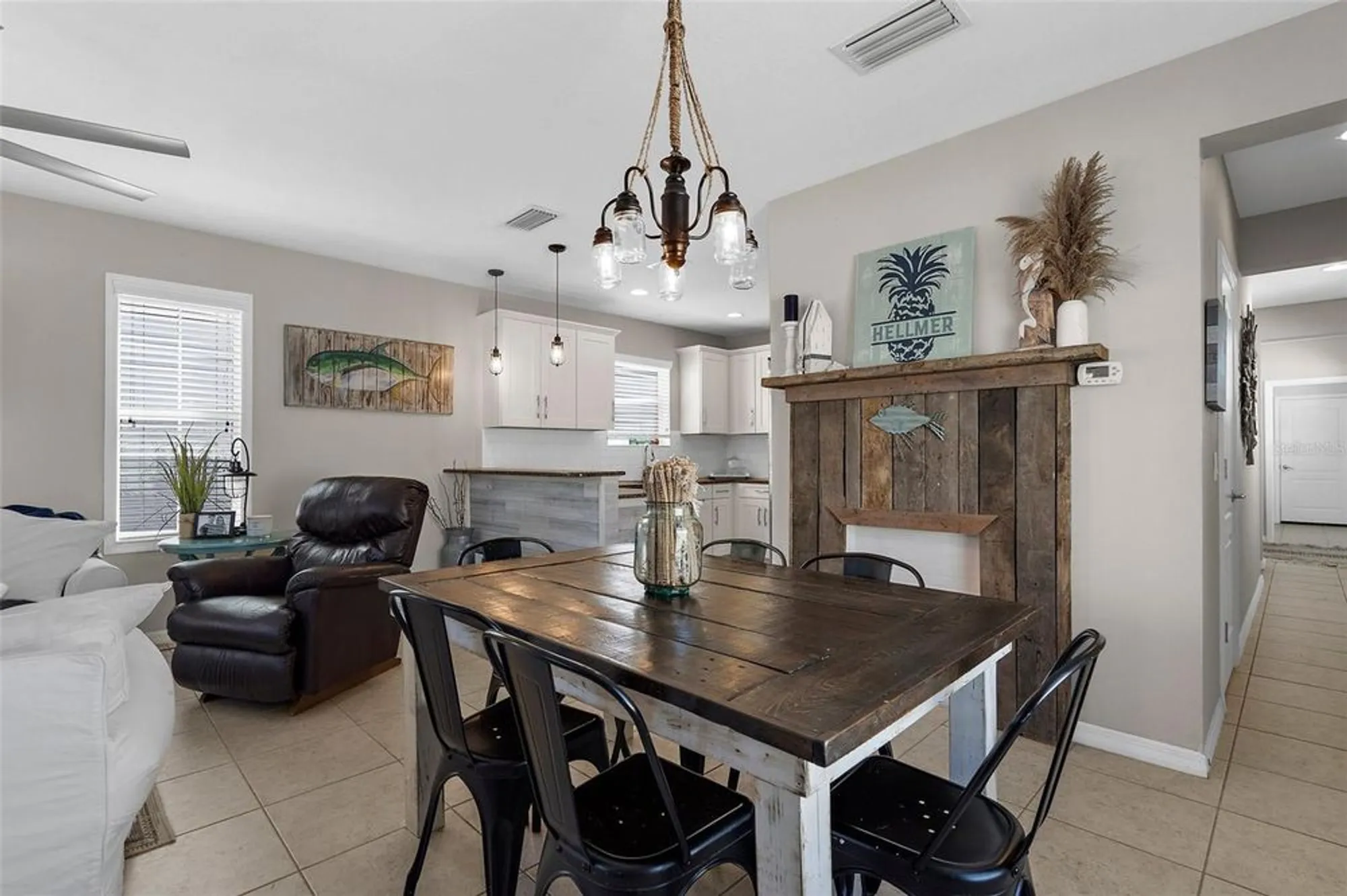 Property Slideshow image 12 of 50 | 12520 shimmering oak cir, Venice, FL, 34293
