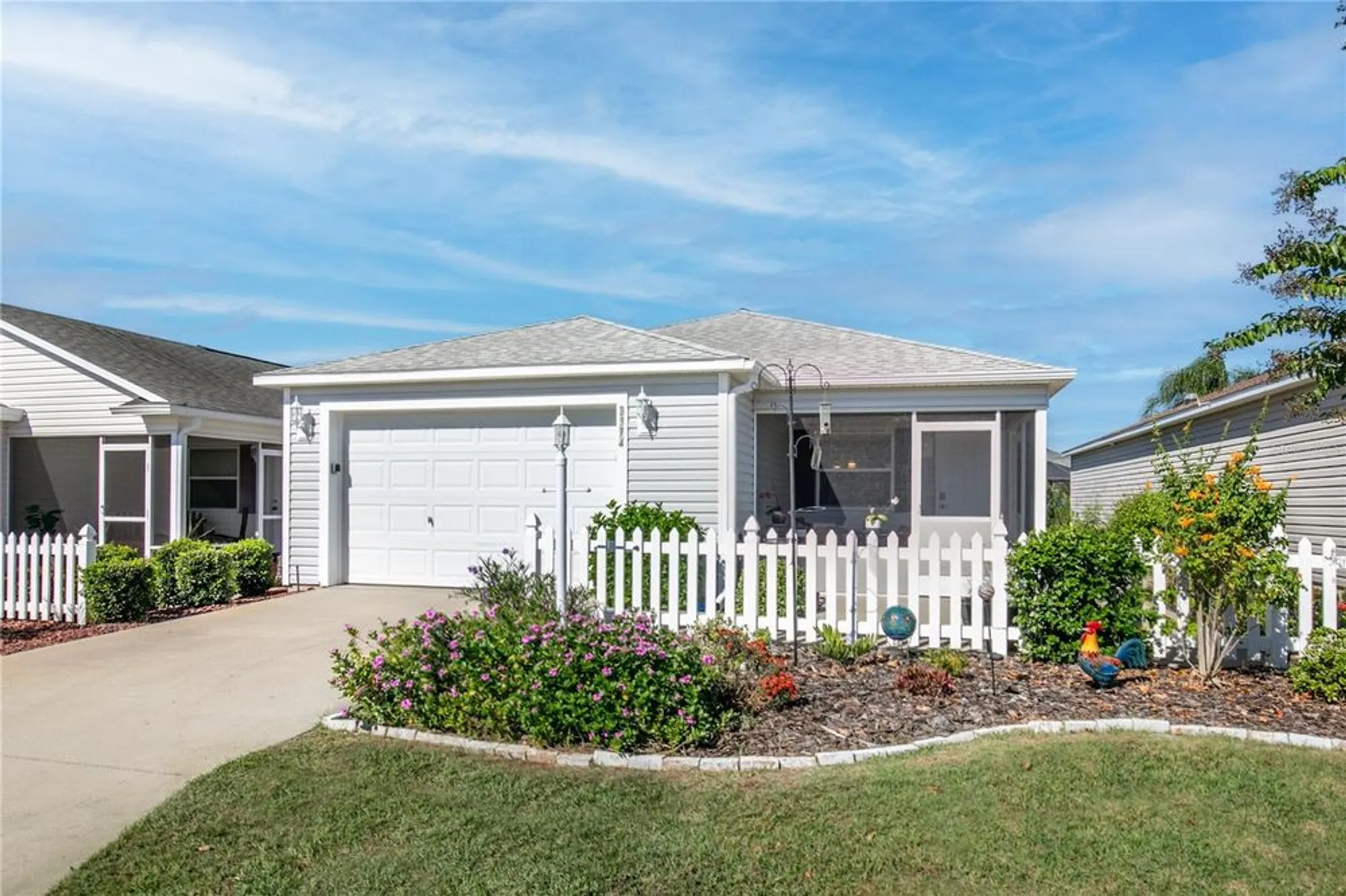 Property Slideshow image 1 of 42 | 3374 castlegate ct, The Villages, FL, 32163