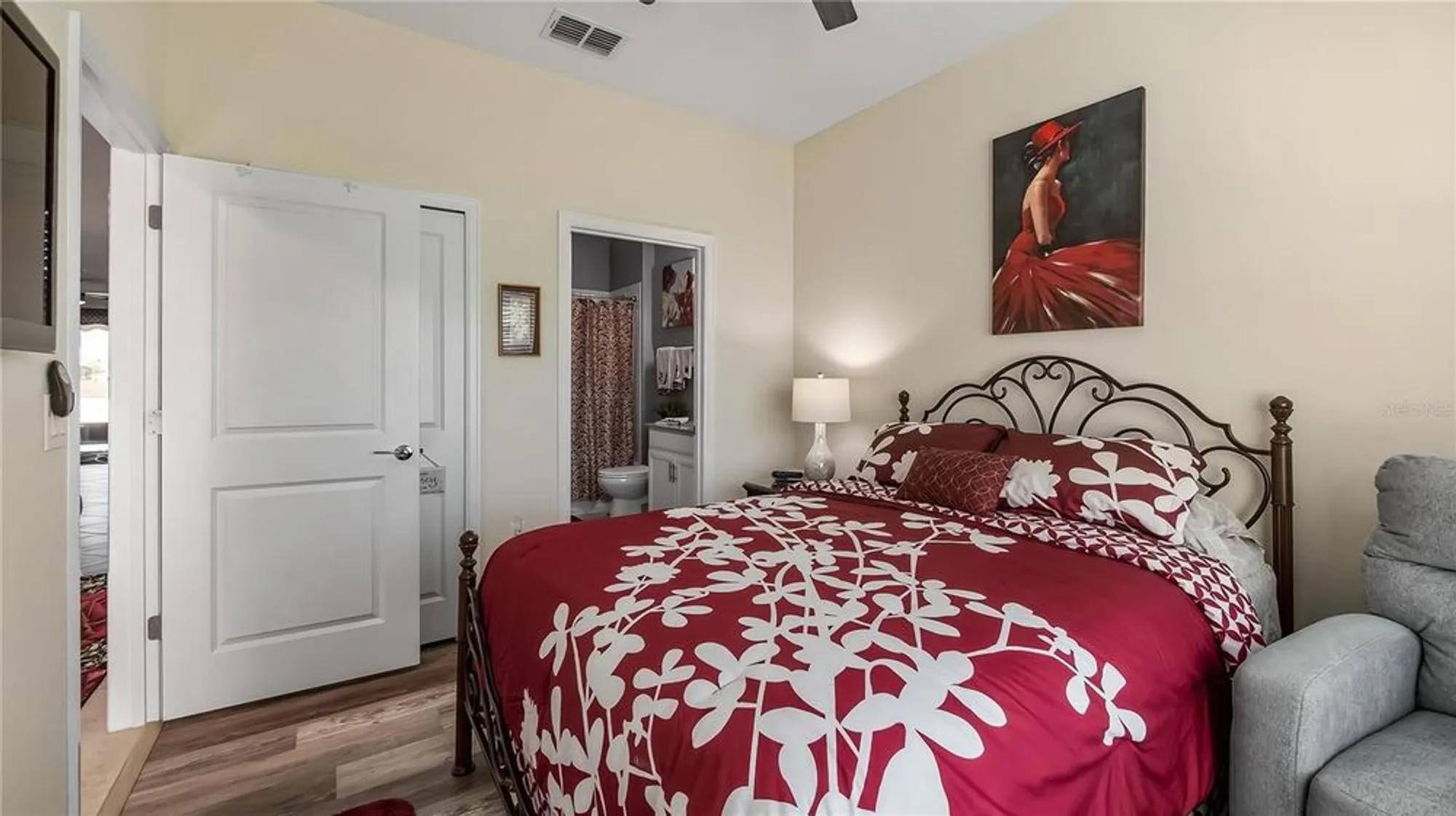 Property Slideshow image 24 of 34 | 3512 belland cir b, Clermont, FL, 34711