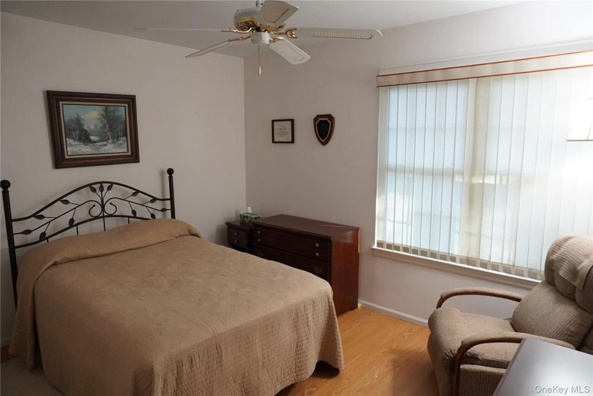 Property Slideshow image 14 of 15 | 12 baldwin ct, Ridge, NY, 11961