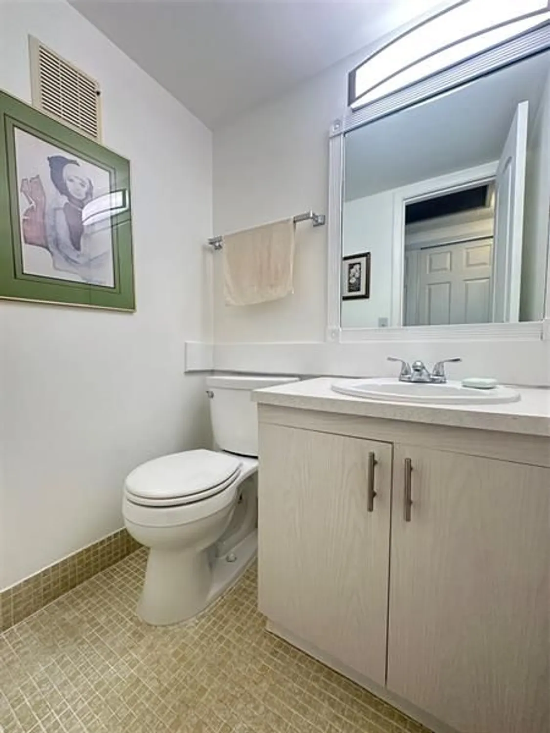 Property Slideshow image 17 of 59 | 4010 newport g # 4010, Deerfield Beach, FL, 33442
