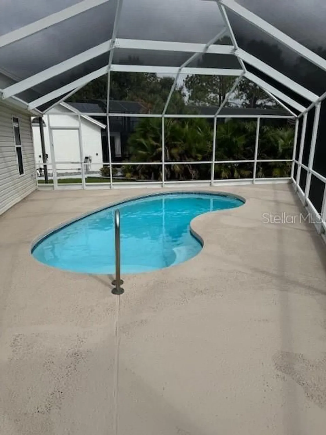 Property Slideshow image 6 of 26 | 903 ramos dr, The Villages, FL, 32159