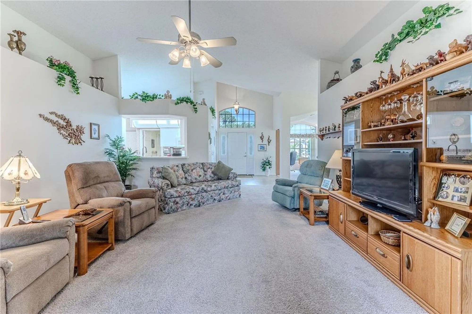 Property Slideshow image 22 of 51 | 464 mistwood ct, Spring Hill, FL, 34609