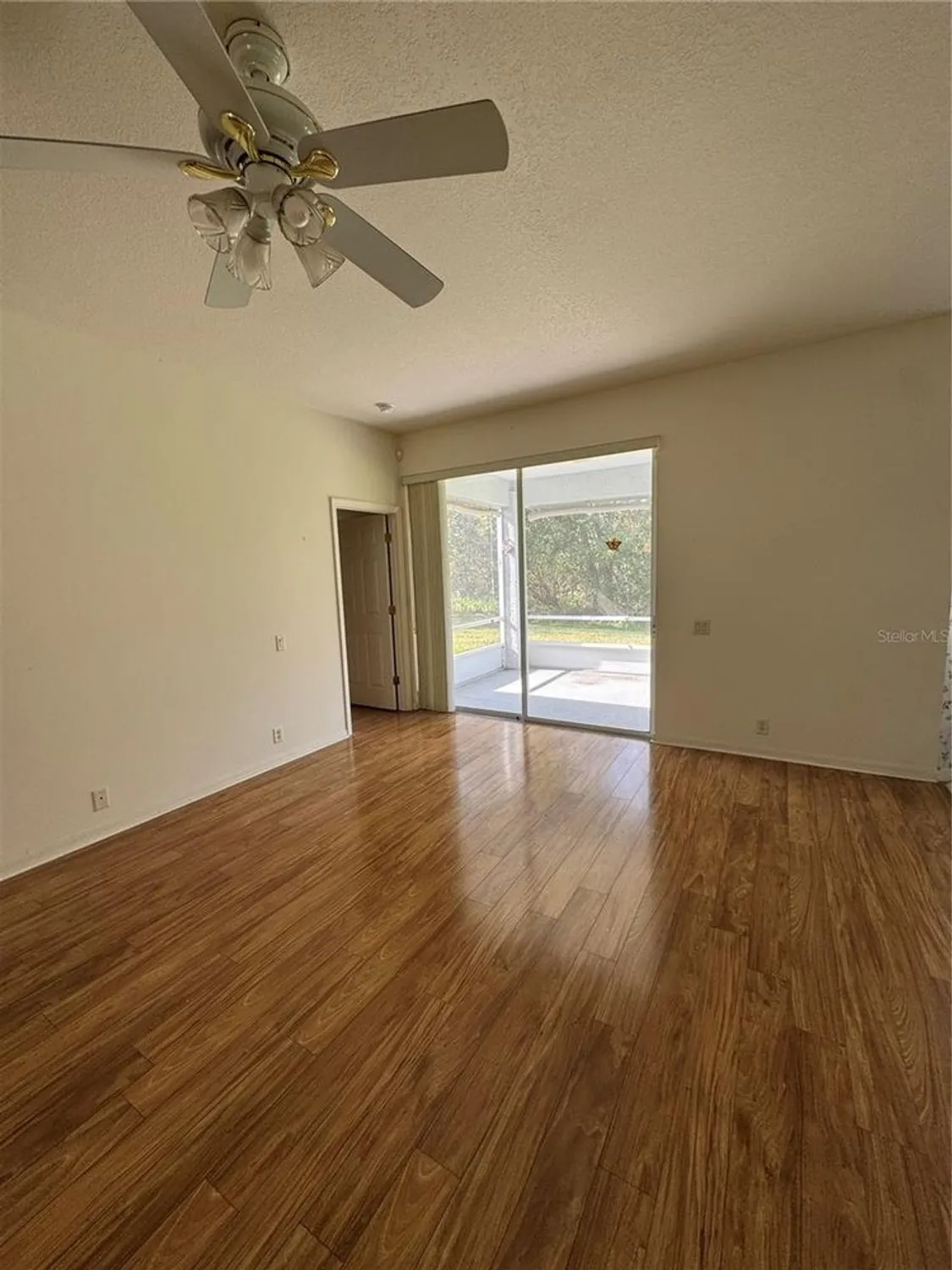 Property Slideshow image 8 of 27 | 3323 songbird ln, Lakeland, FL, 33811