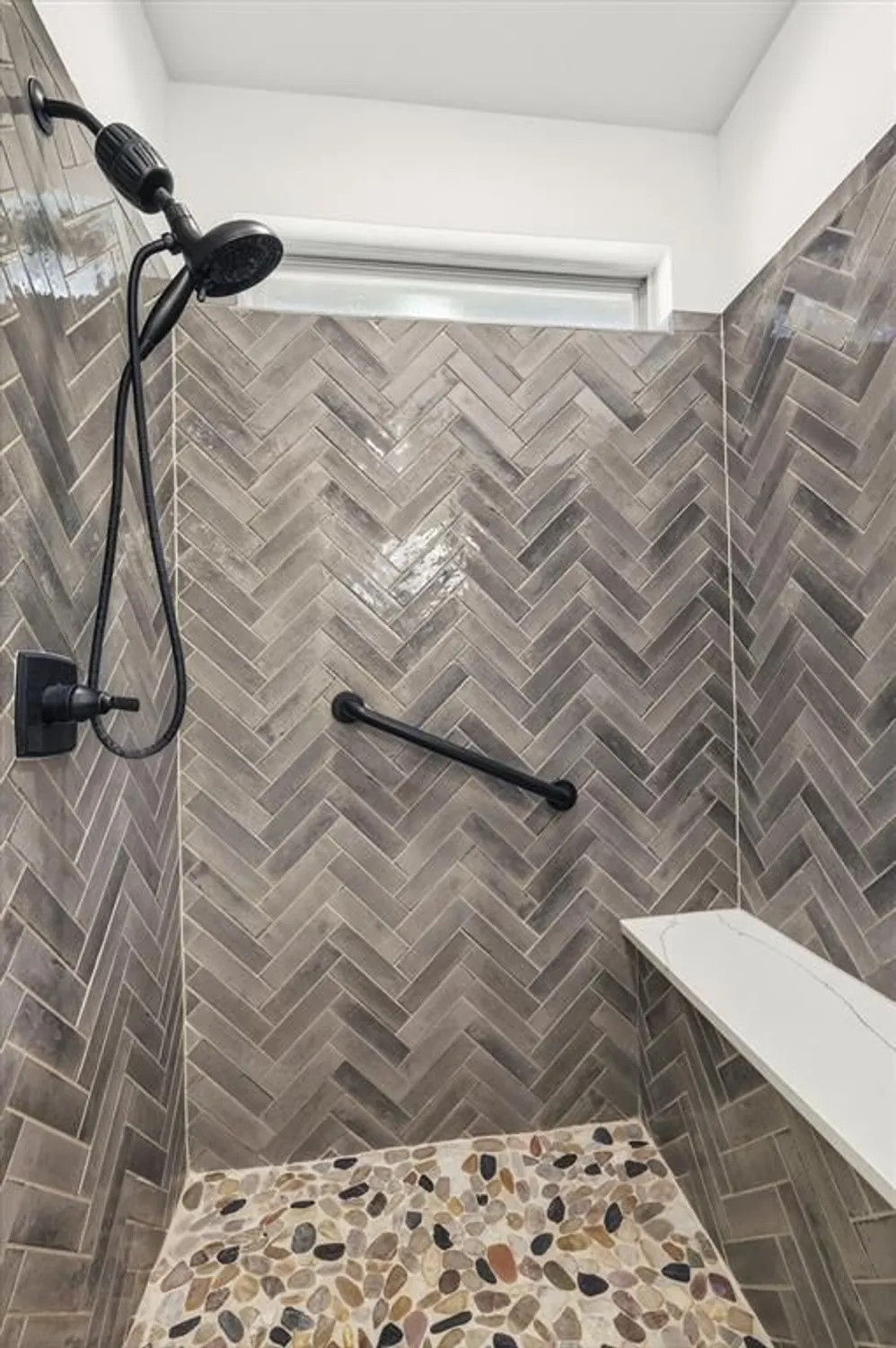 Property Slideshow image 22 of 25 | 912 hacienda dr, Mansfield, TX, 76063