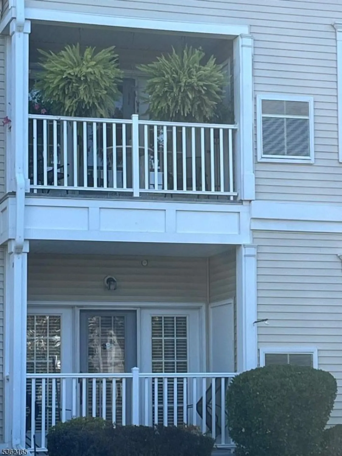 Property Slideshow image 12 of 22 | 5017 brookfield glen dr # 17, Belvidere, NJ, 07823