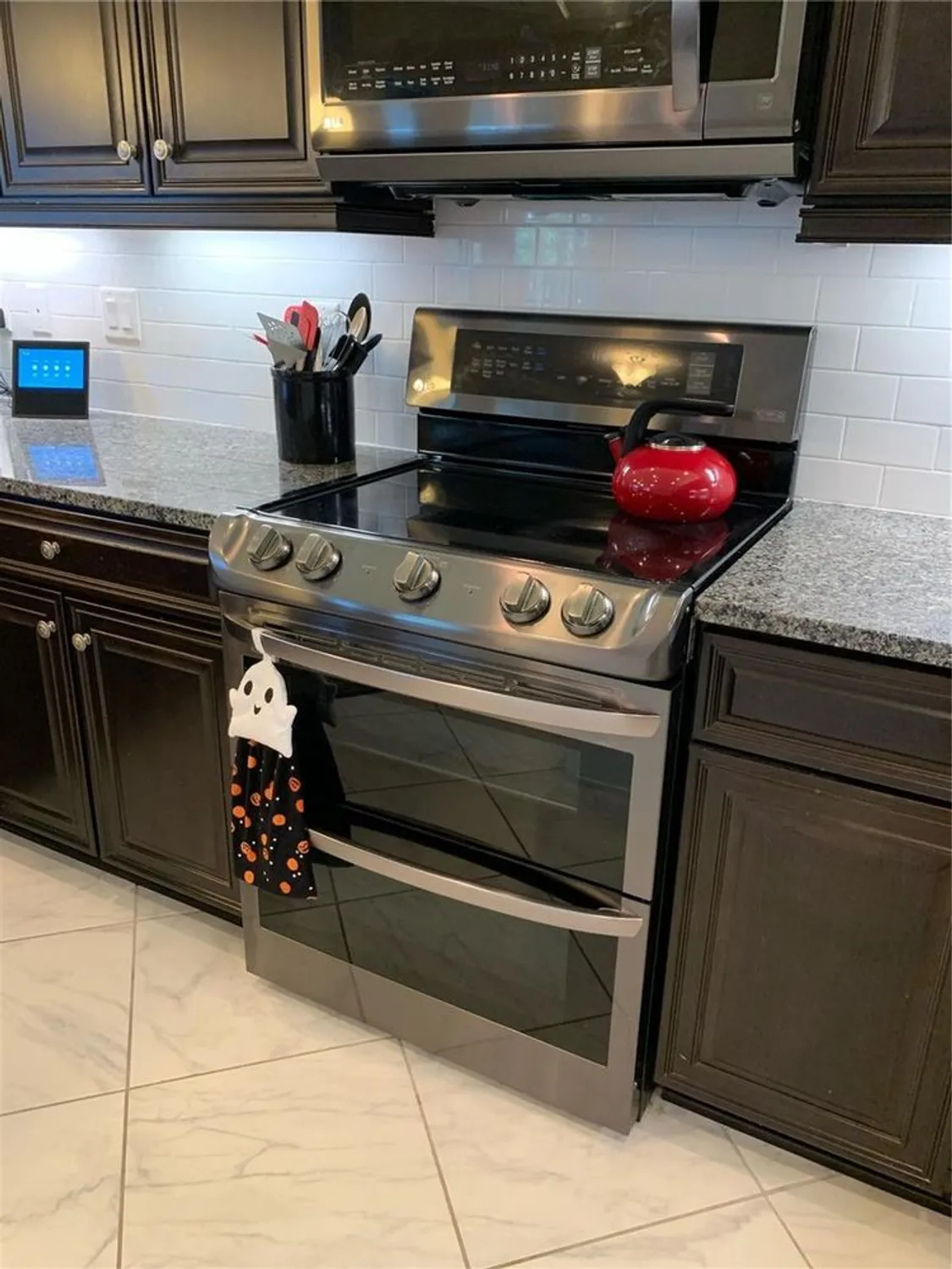 Property Slideshow image 24 of 87 | 16015 cape coral dr, Wimauma, FL, 33598