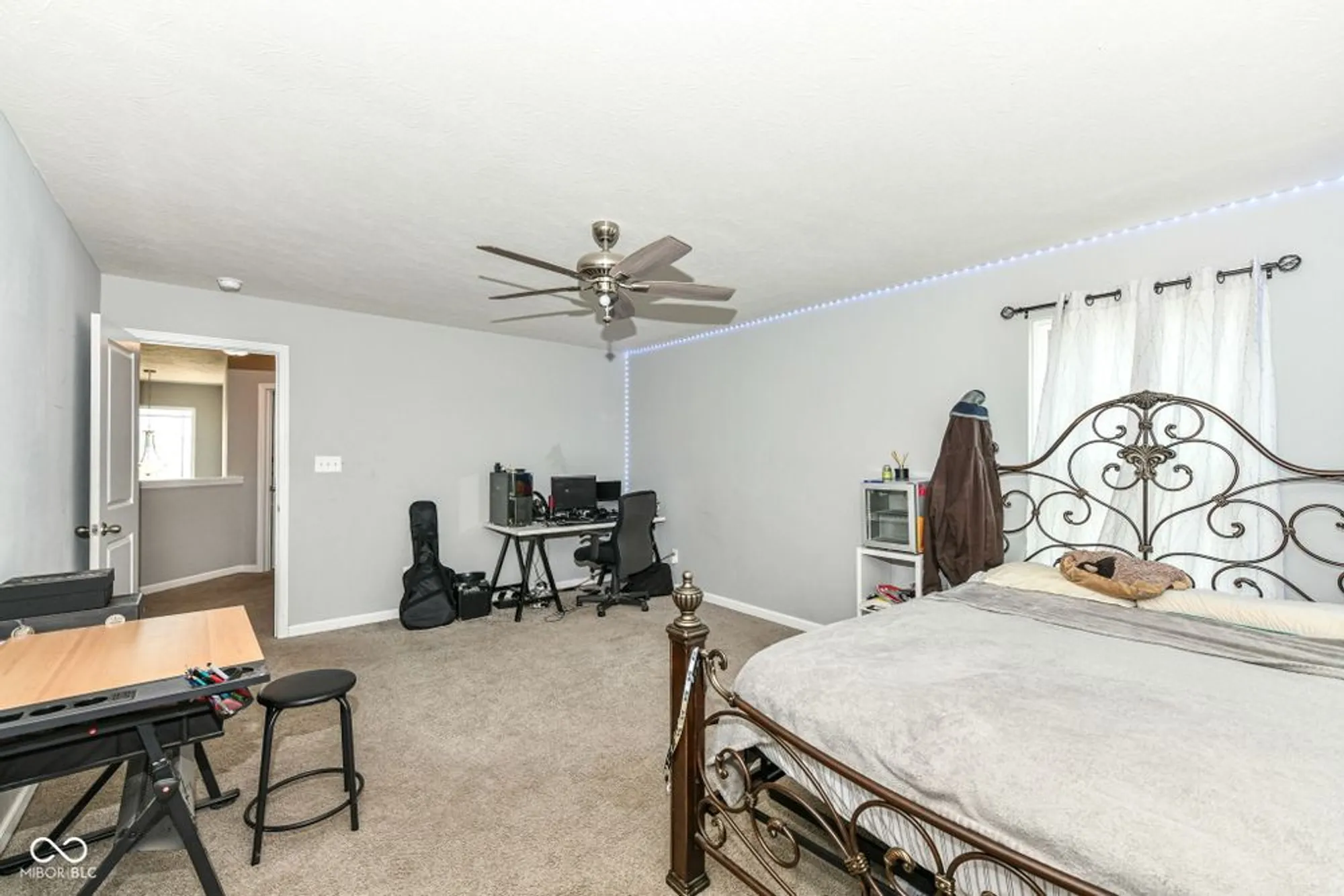 Property Slideshow image 32 of 41 | 9053 fitzgerald dr, Indianapolis, IN, 46239