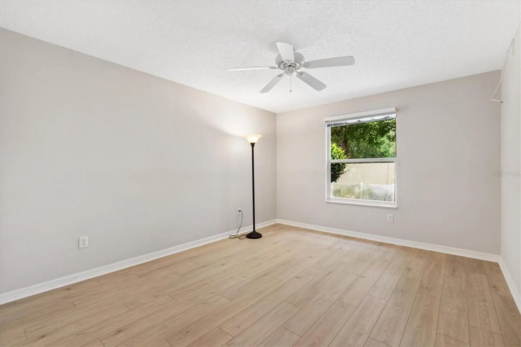 Property Slideshow image 34 of 46 | 2573 caribe dr, The Villages, FL, 32162