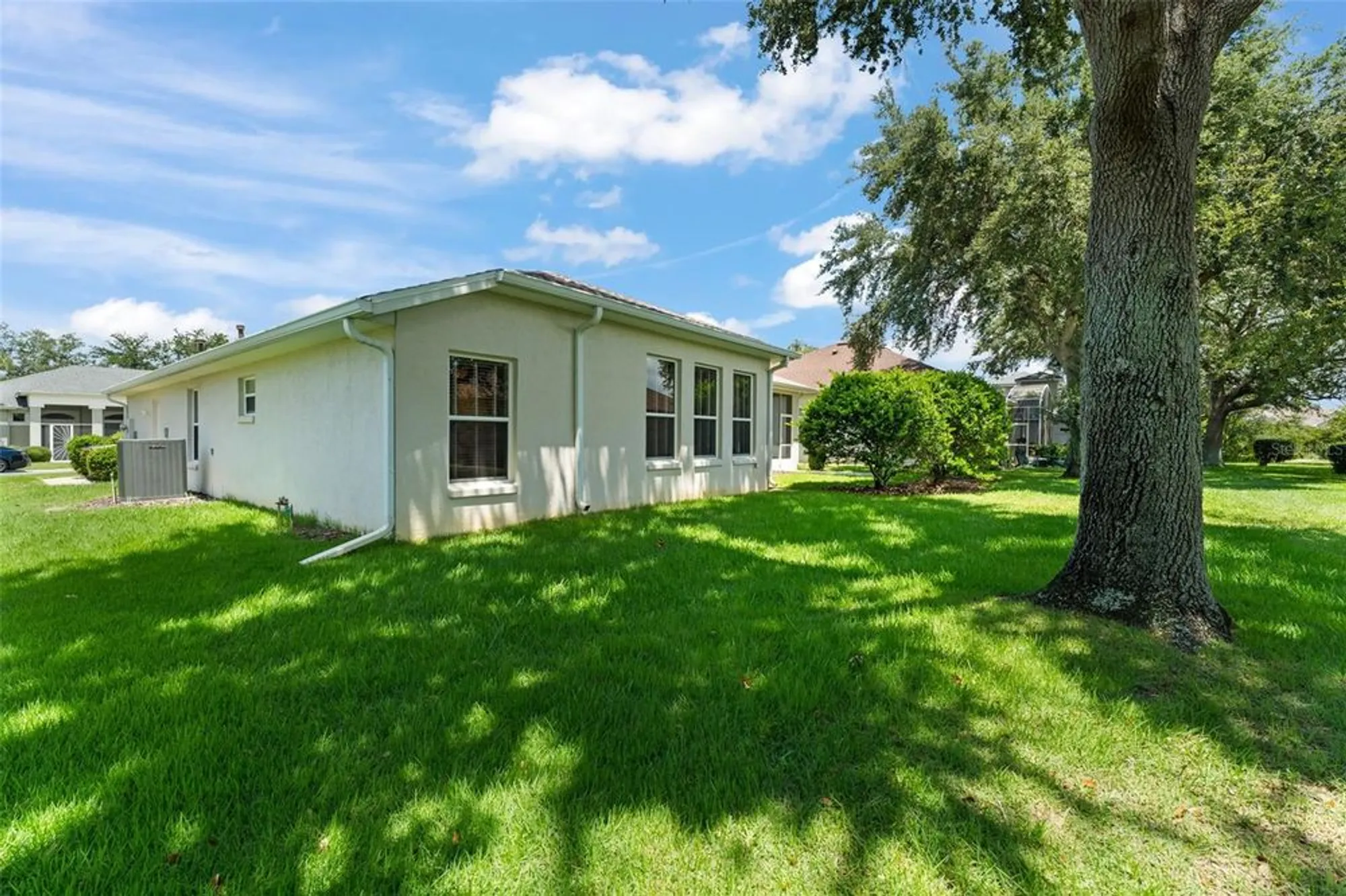 Property Slideshow image 36 of 48 | 20806 queen alexandra dr, Leesburg, FL, 34748