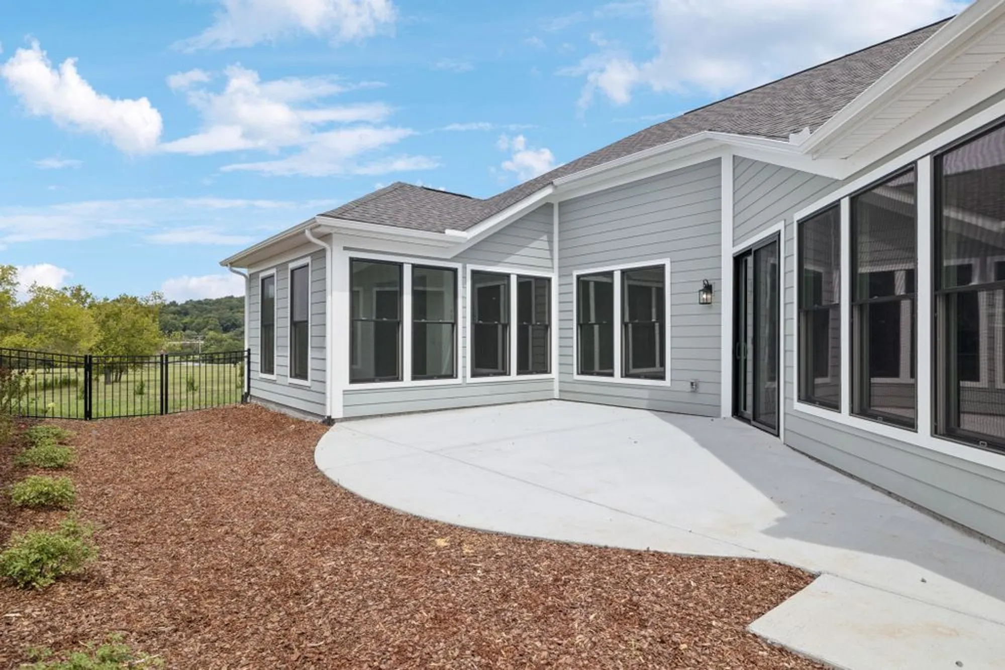 Property Slideshow image 61 of 67 | 516 restoration dr, Smyrna, TN, 37167