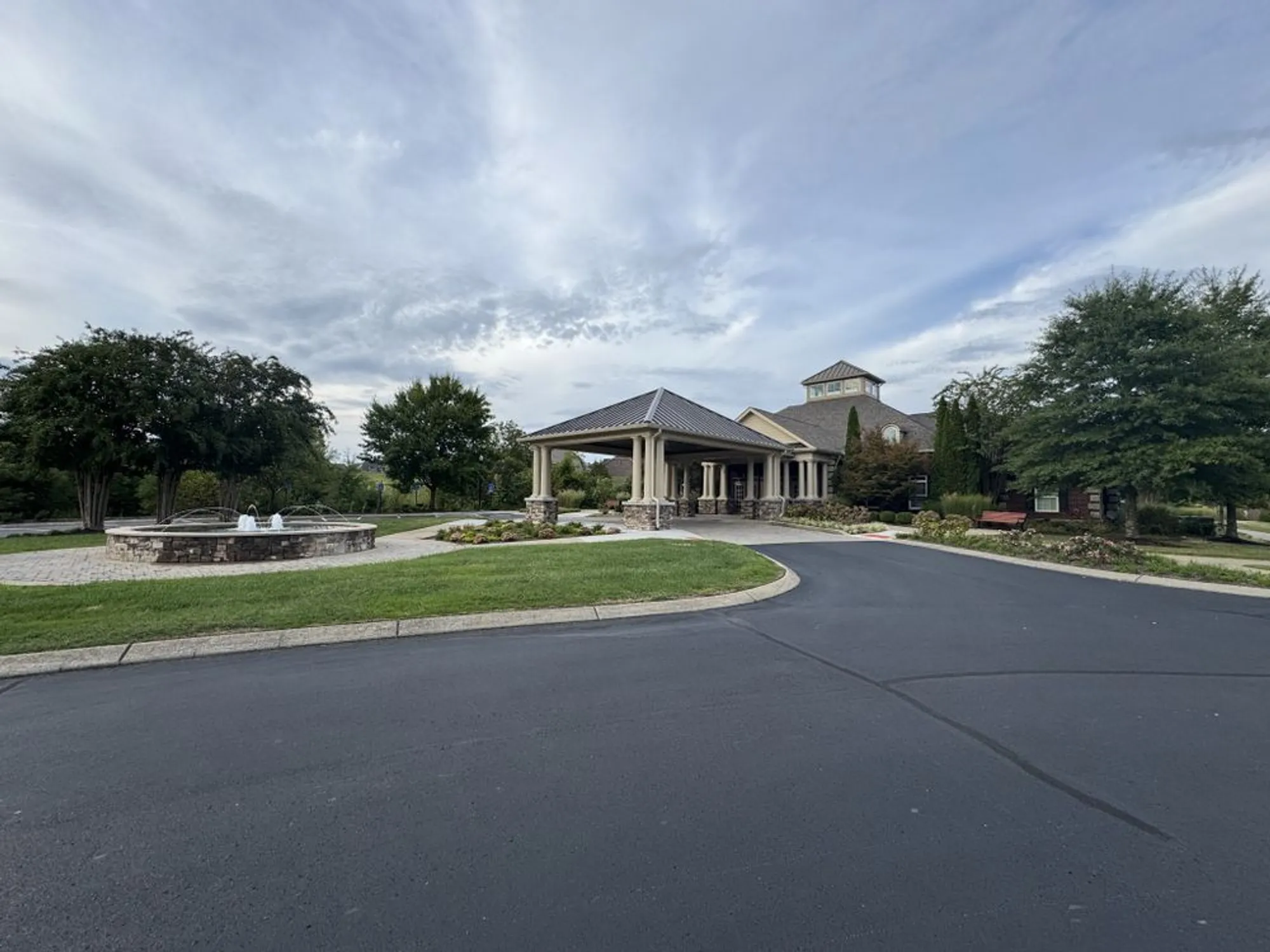 Property Slideshow image 28 of 39 | 1570 cedarbrooke ln, Lebanon, TN, 37090