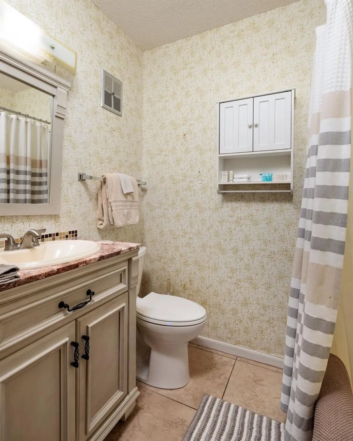 Property Slideshow image 11 of 22 | 5623 80th st n unit 504, Saint Petersburg, FL, 33709