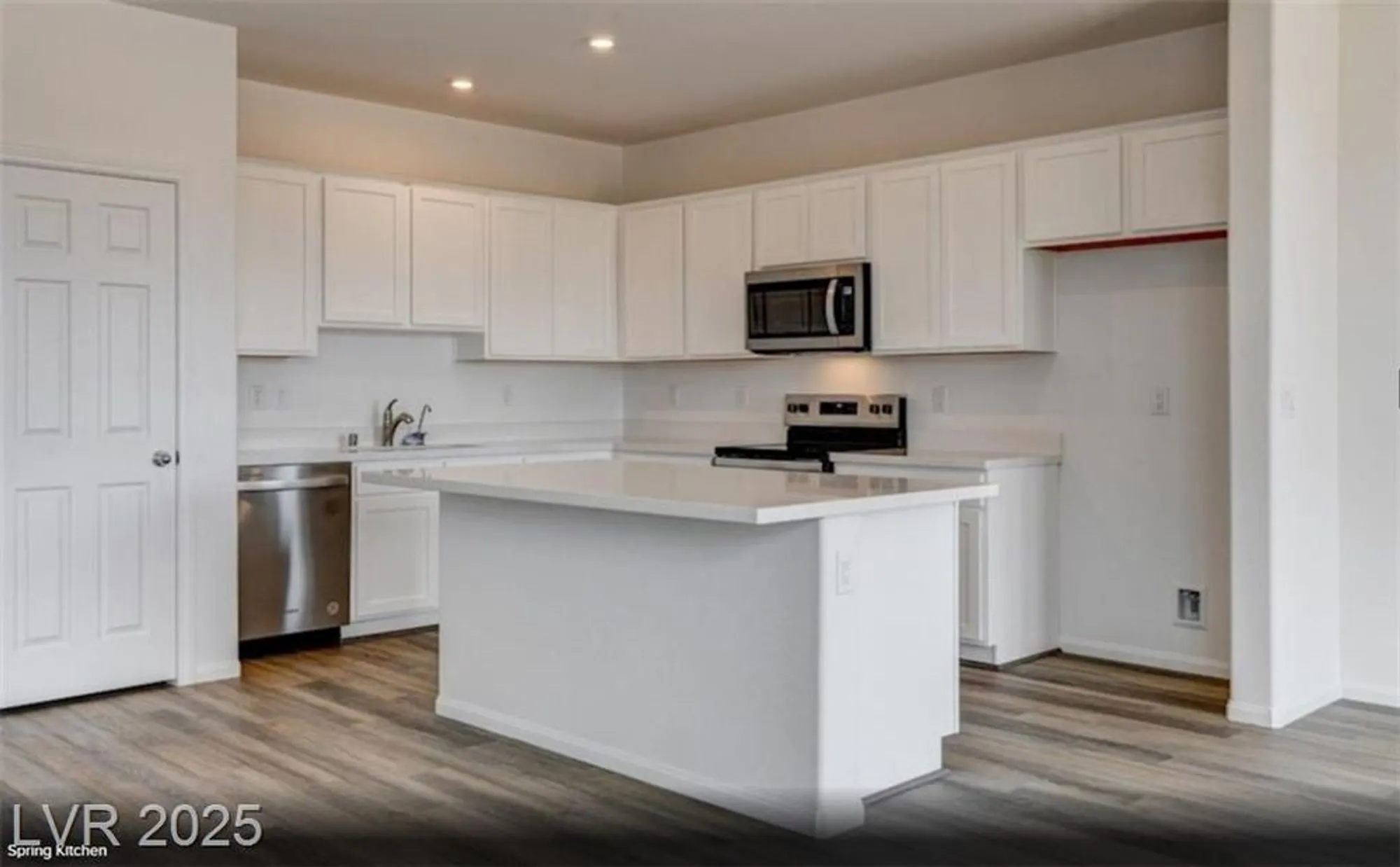 Property Slideshow image 3 of 7 | 535 hamilton dr, Mesquite, NV, 89027