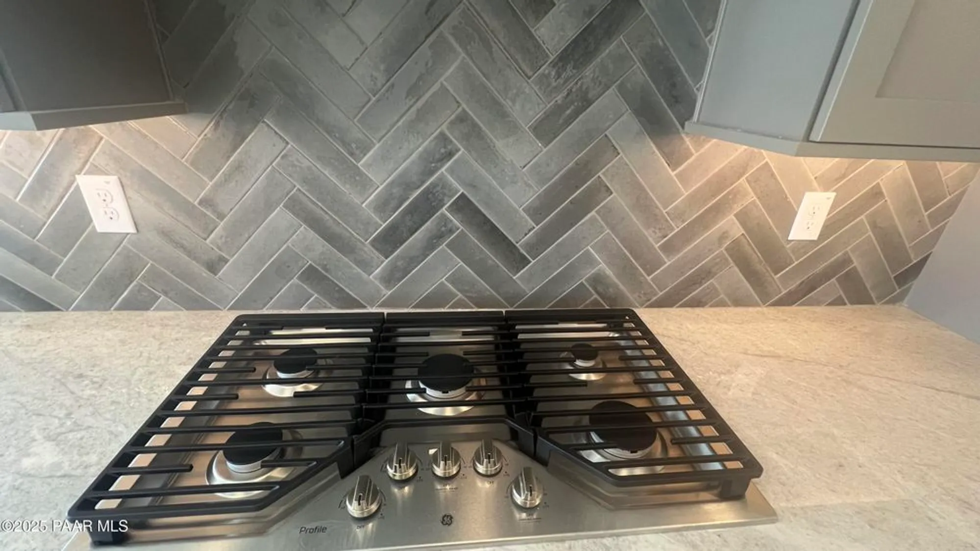 Property Slideshow image 4 of 14 | 5229 meandering trl, Prescott, AZ, 86301