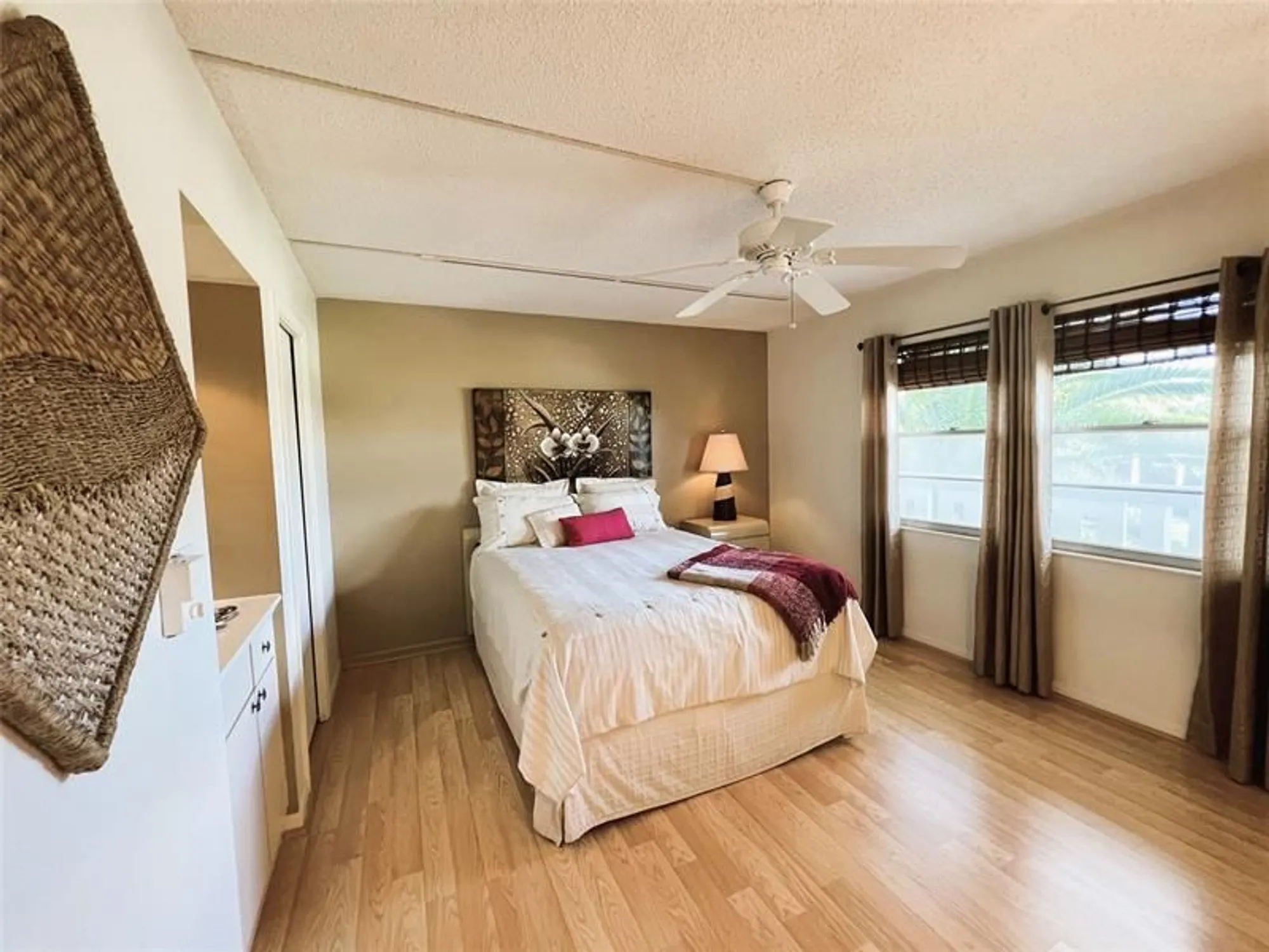 Property Slideshow image 21 of 42 | 3303 aruba way d3, Coconut Creek, FL, 33066