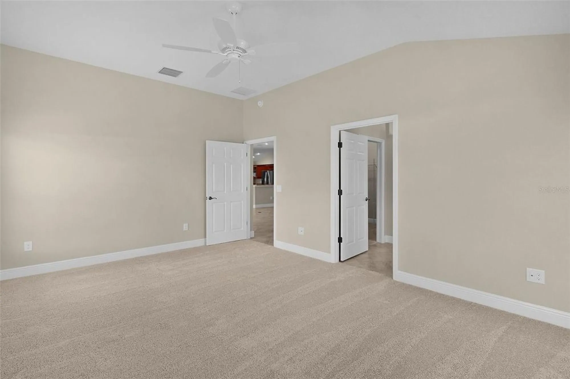 Property Slideshow image 20 of 56 | 1819 zircon pl, The Villages, FL, 32163
