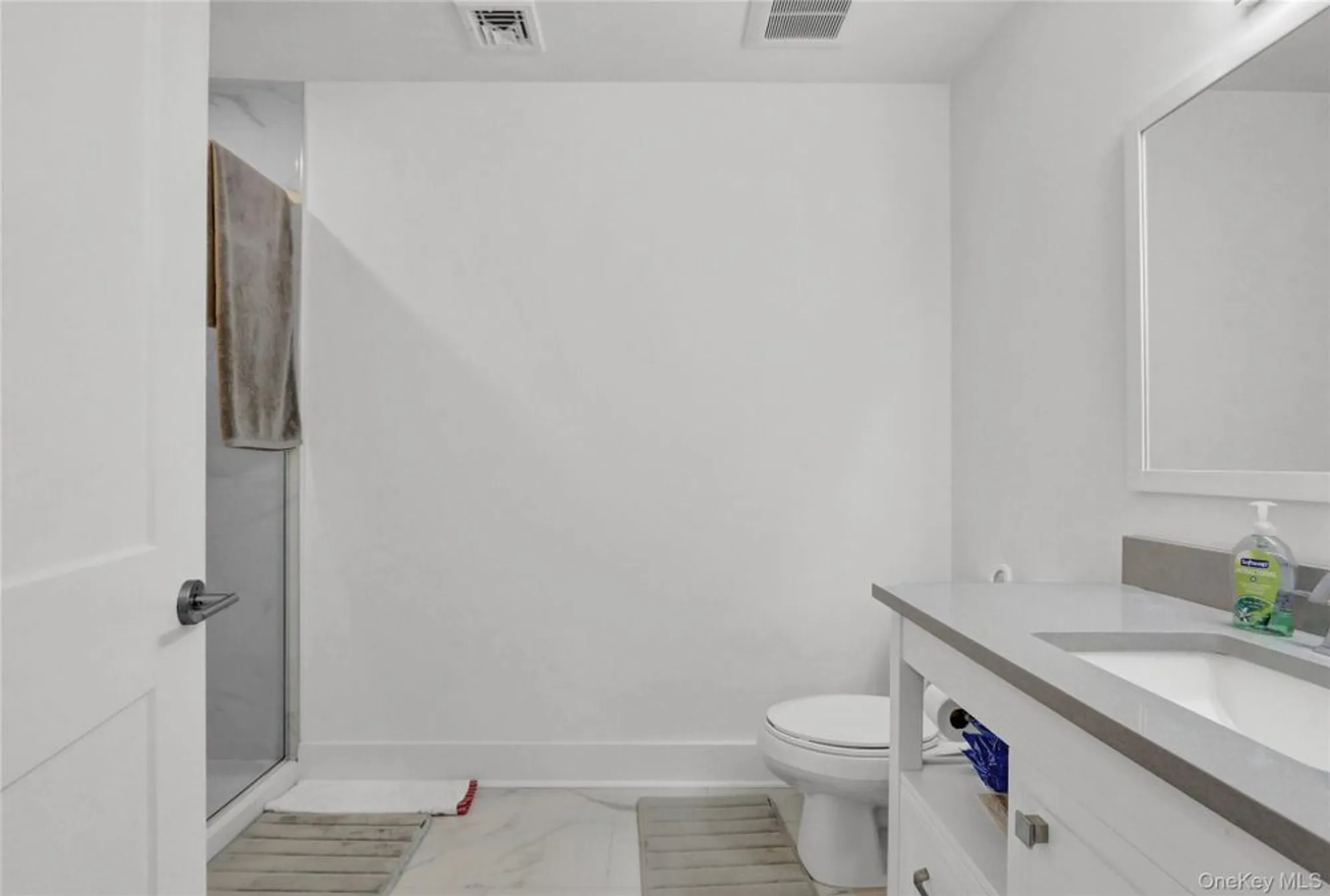 Property Slideshow image 18 of 25 | 704 breton way # 704, Glen Cove, NY, 11542