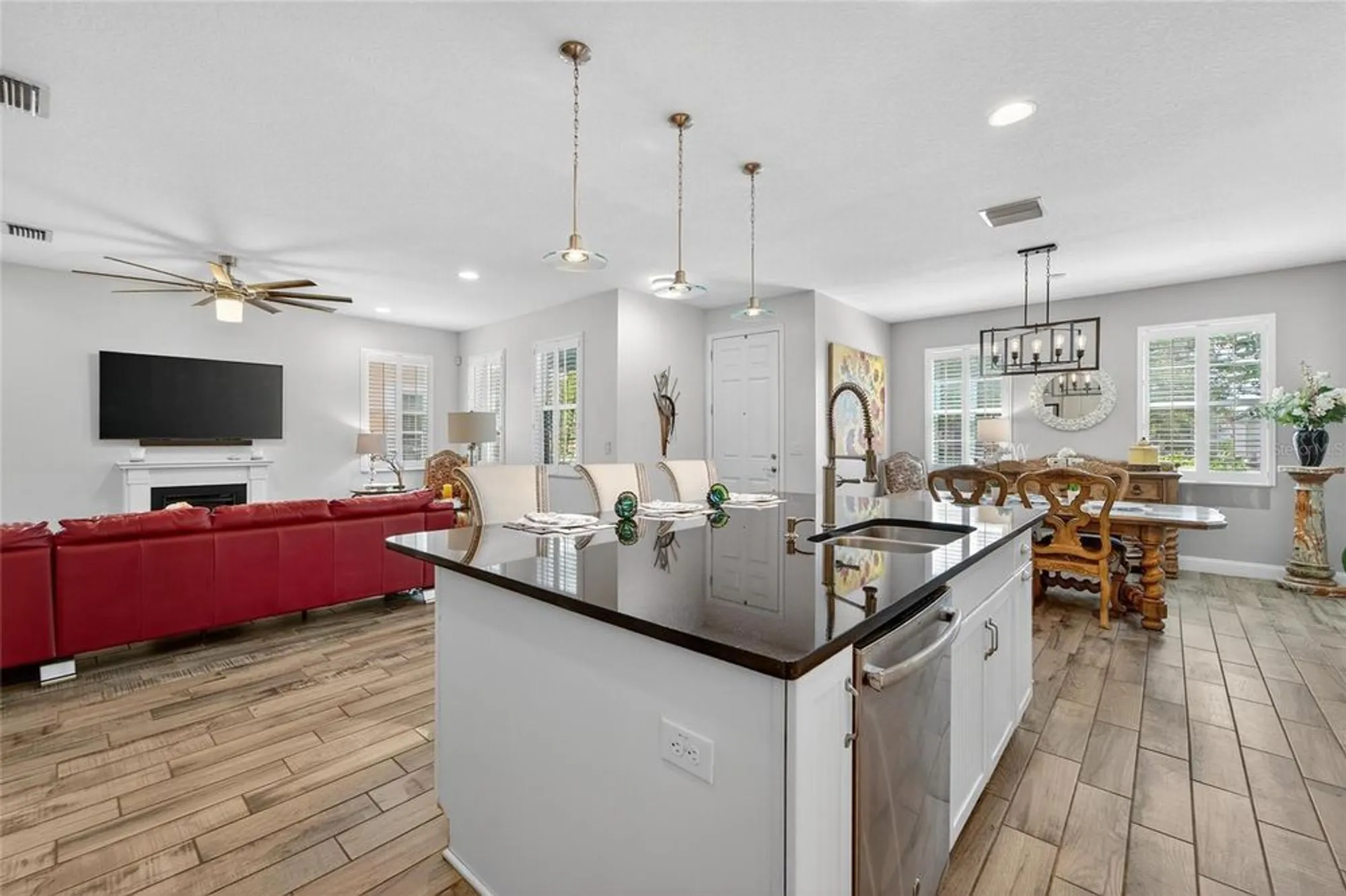 Property Slideshow image 20 of 87 | 623 winterside dr, Apollo Beach, FL, 33572