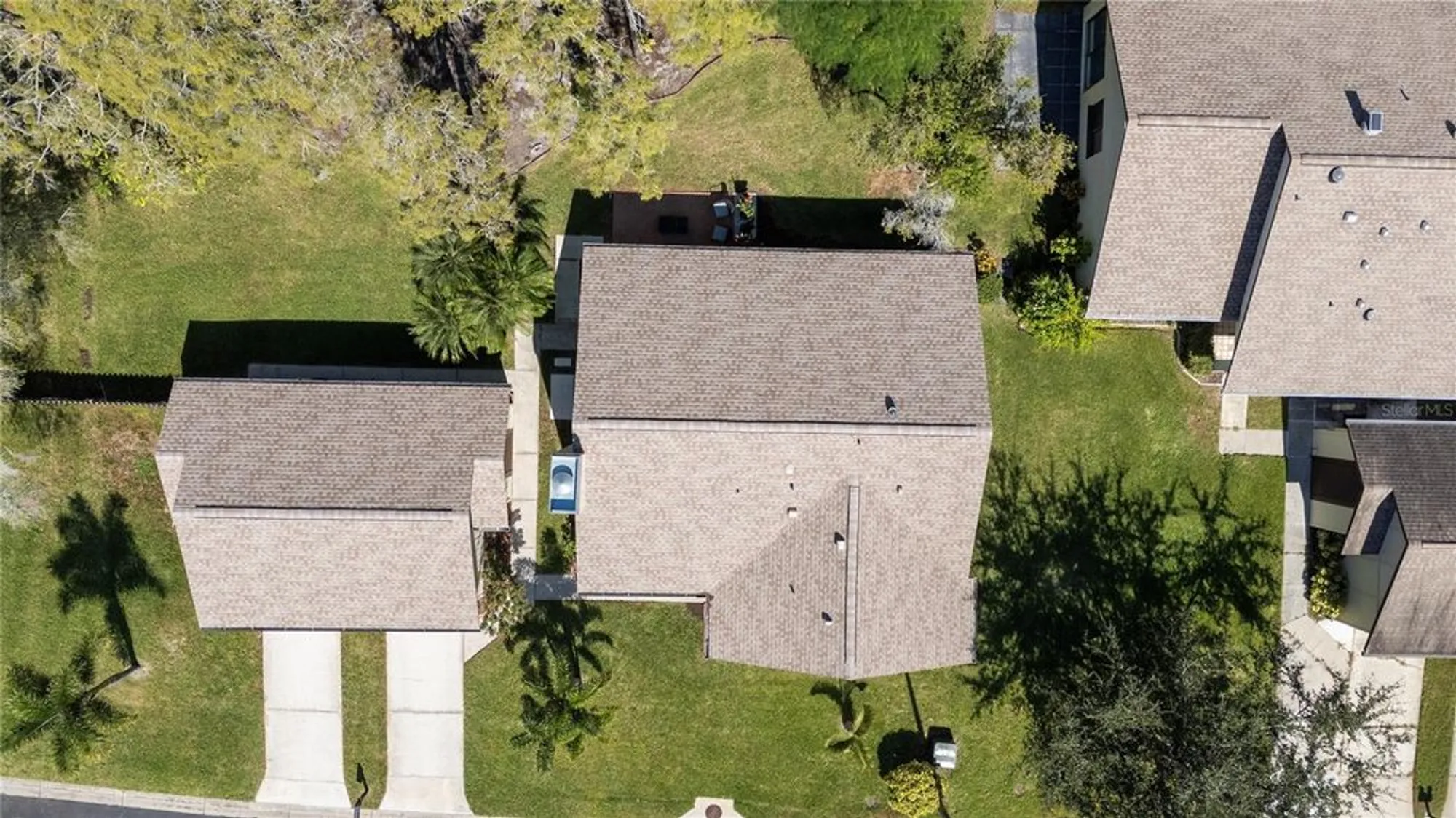 Property Slideshow image 6 of 54 | 2216 sequoia dr, Clearwater, FL, 33763