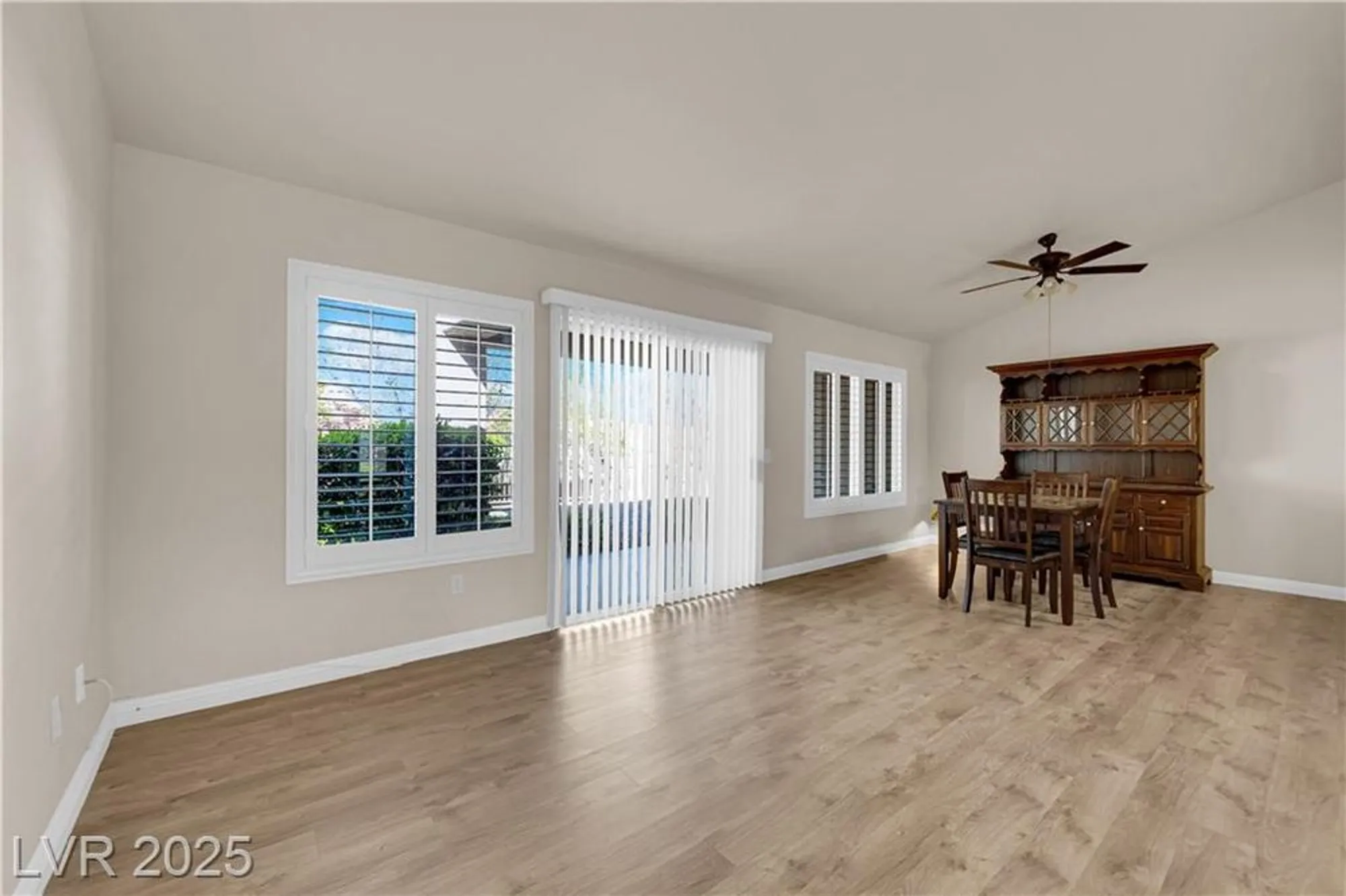 Property Slideshow image 4 of 20 | 8620 prairie hill dr, Las Vegas, NV, 89134