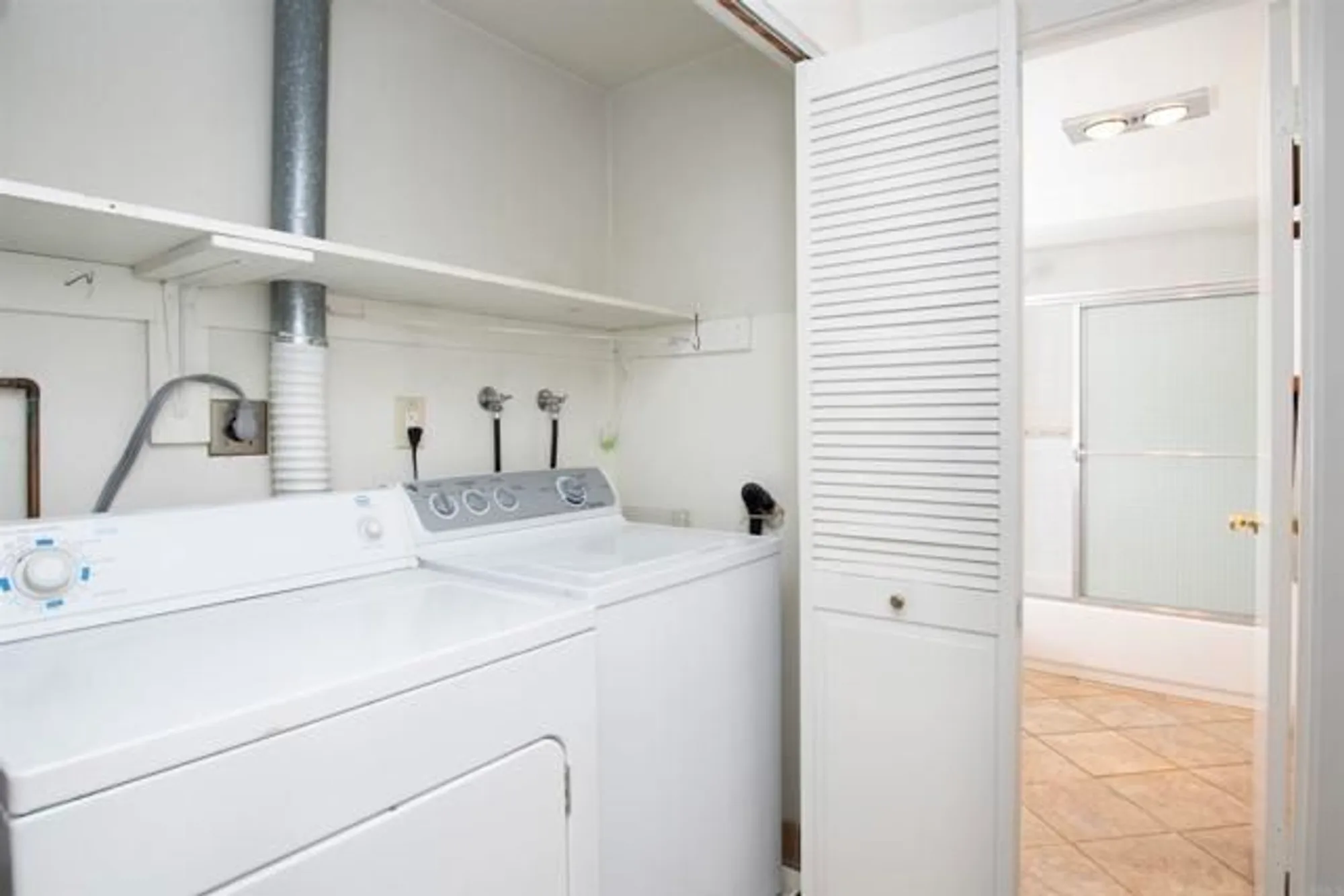 Property Slideshow image 26 of 32 | 3621 vista campana 11, Oceanside, CA, 92057