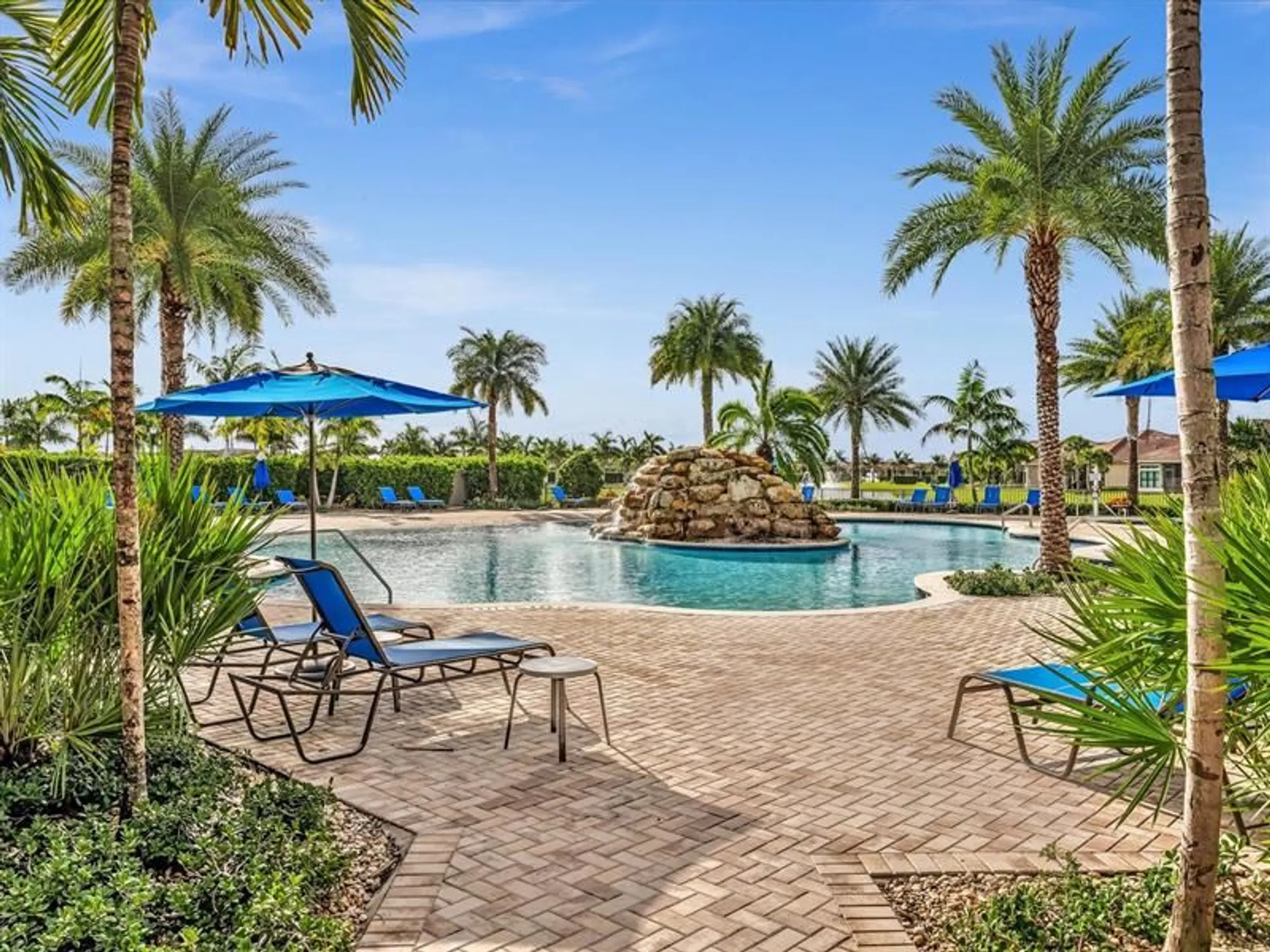 Property Slideshow image 75 of 98 | 8928 bastille cir e, Parkland, FL, 33076