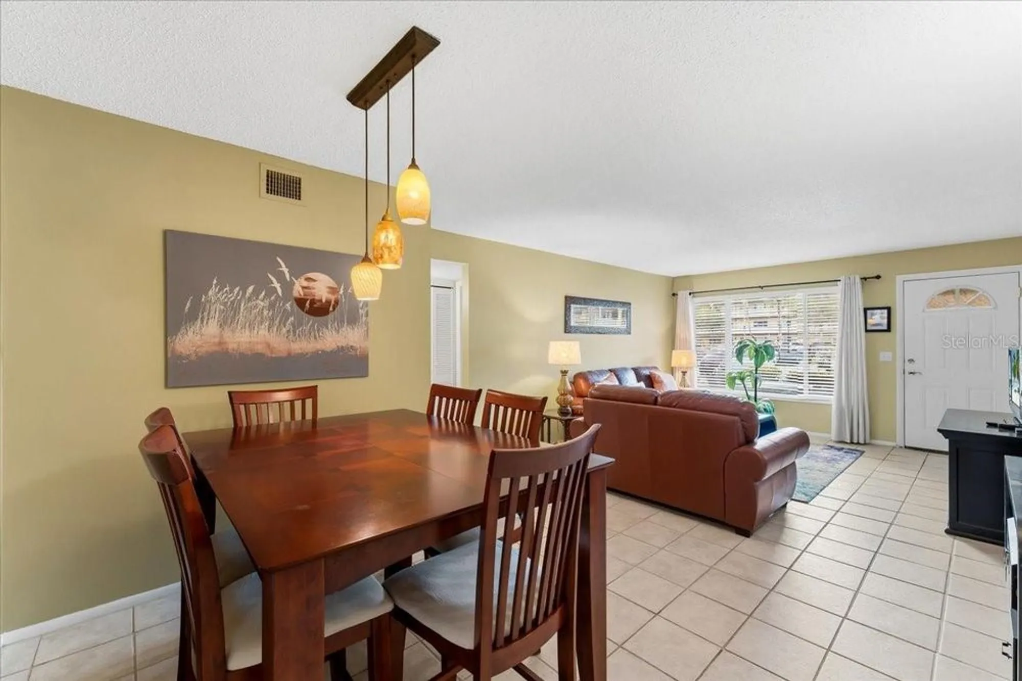 Property Slideshow image 8 of 44 | 2457 ecuadorian way 27, Clearwater, FL, 33763