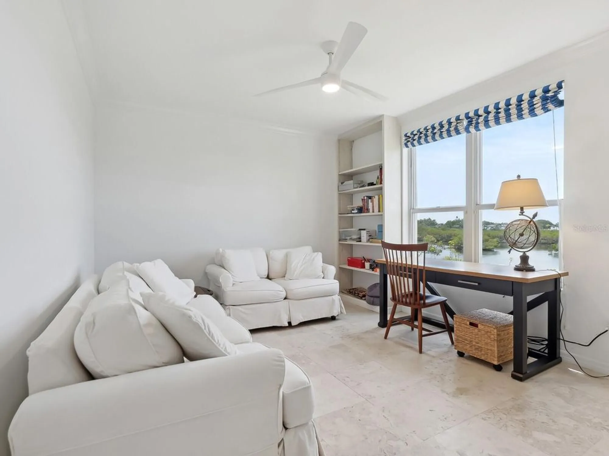 Property Slideshow image 33 of 61 | 5430 eagles point cir 101, Sarasota, FL, 34231