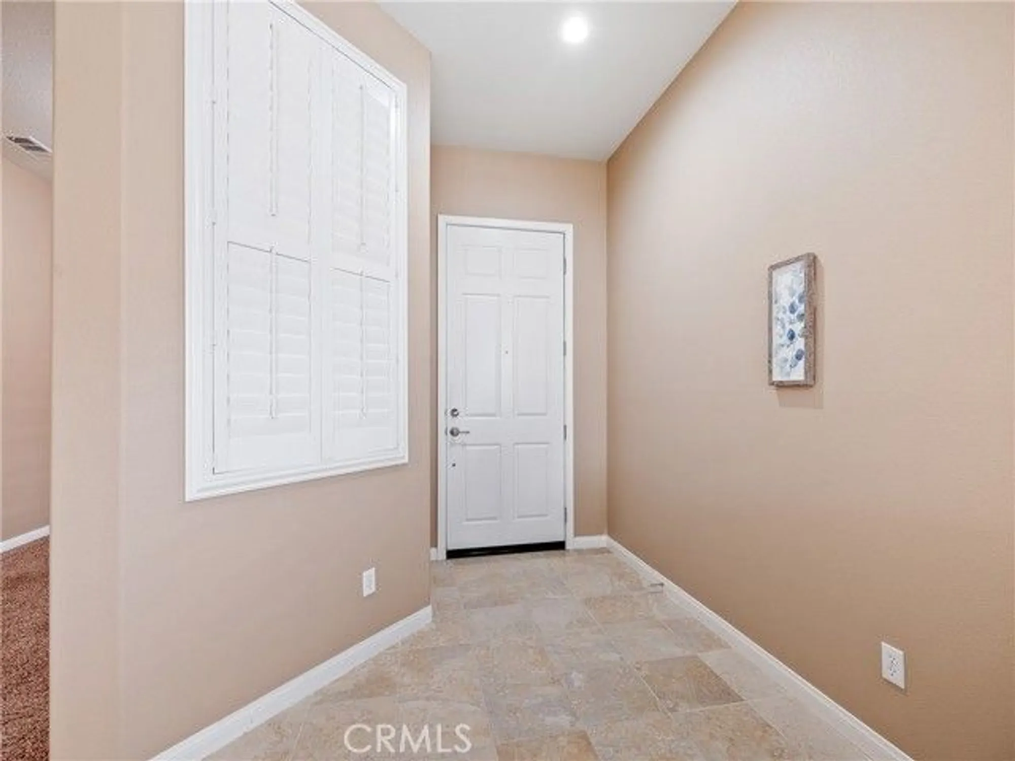 Property Slideshow image 9 of 36 | 10364 lakeshore dr, Apple Valley, CA, 92308