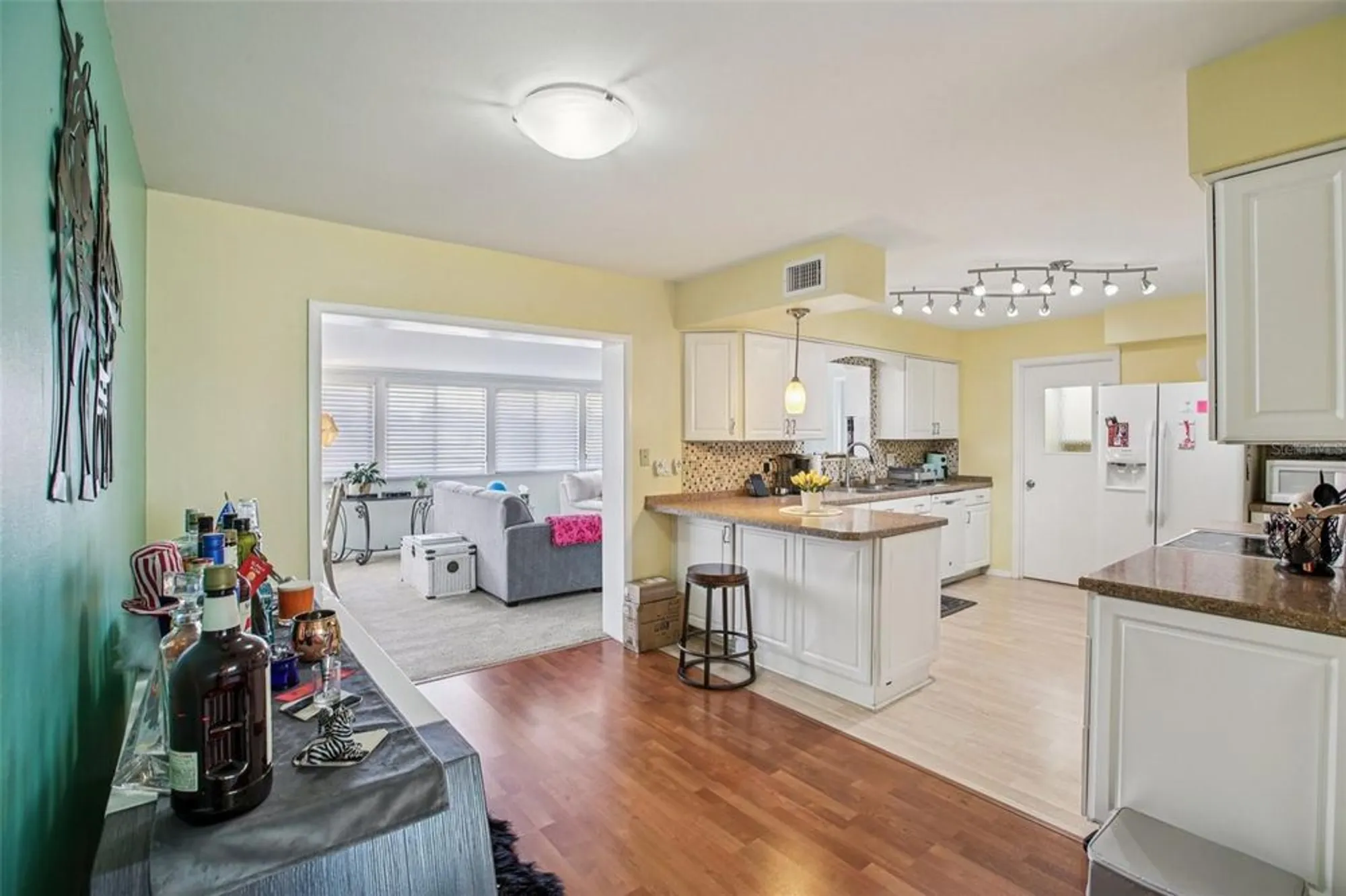 Property Slideshow image 15 of 54 | 1409 n pebble beach blvd, Sun City Center, FL, 33573