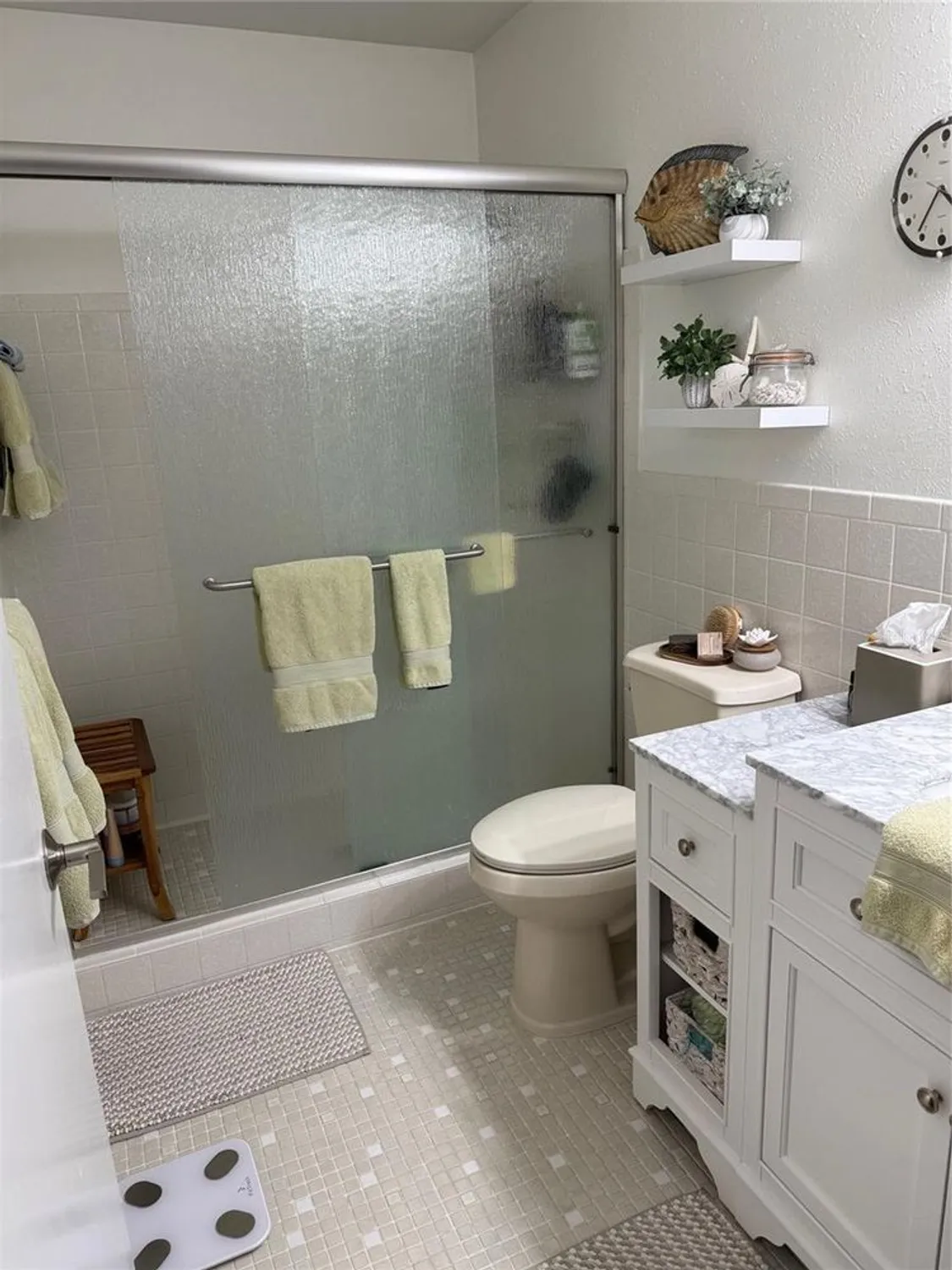 Property Slideshow image 13 of 46 | 2222 norwegian dr apt 48, Clearwater, FL, 33763