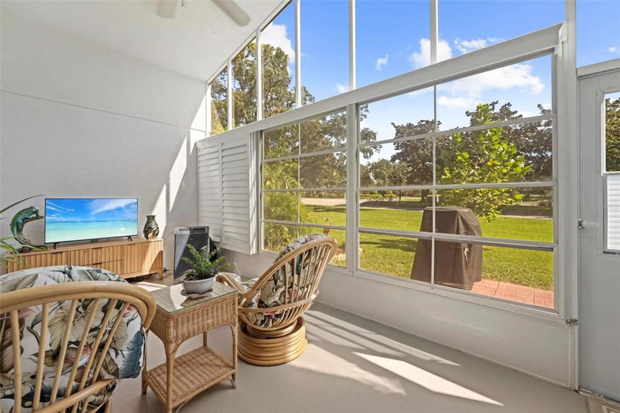 Property Slideshow image 54 of 61 | 412 mistwood ct, Spring Hill, FL, 34609