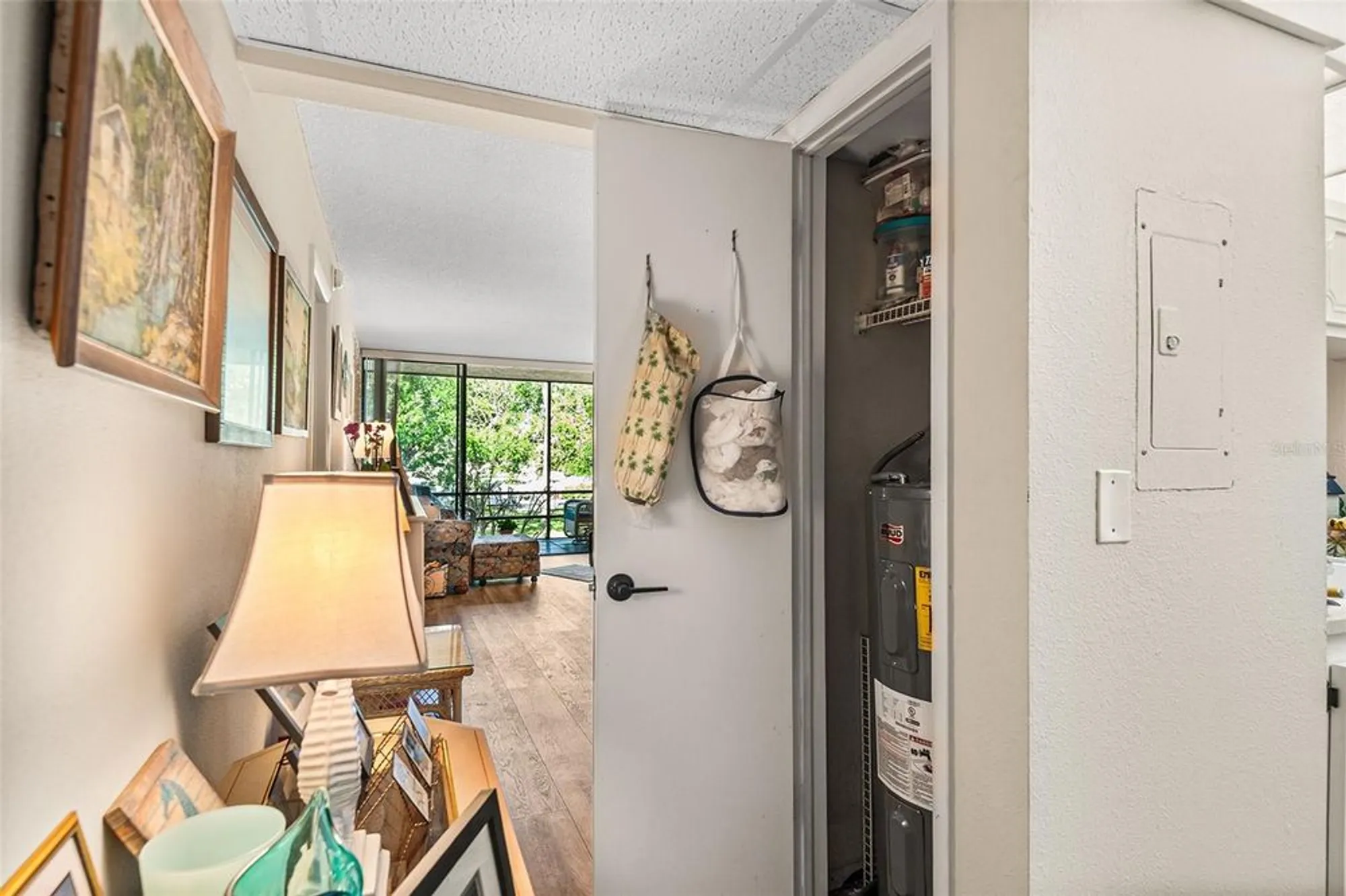 Property Slideshow image 14 of 37 | 14130 rosemary ln 1202, Largo, FL, 33774