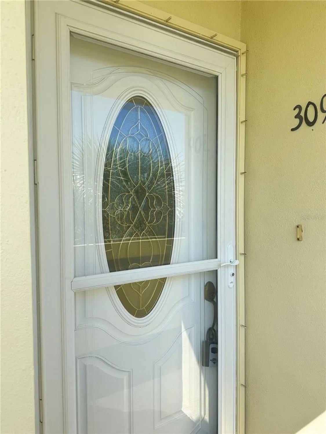 Property Slideshow image 21 of 32 | 4725 cove cir apt 309, Saint Petersburg, FL, 33708