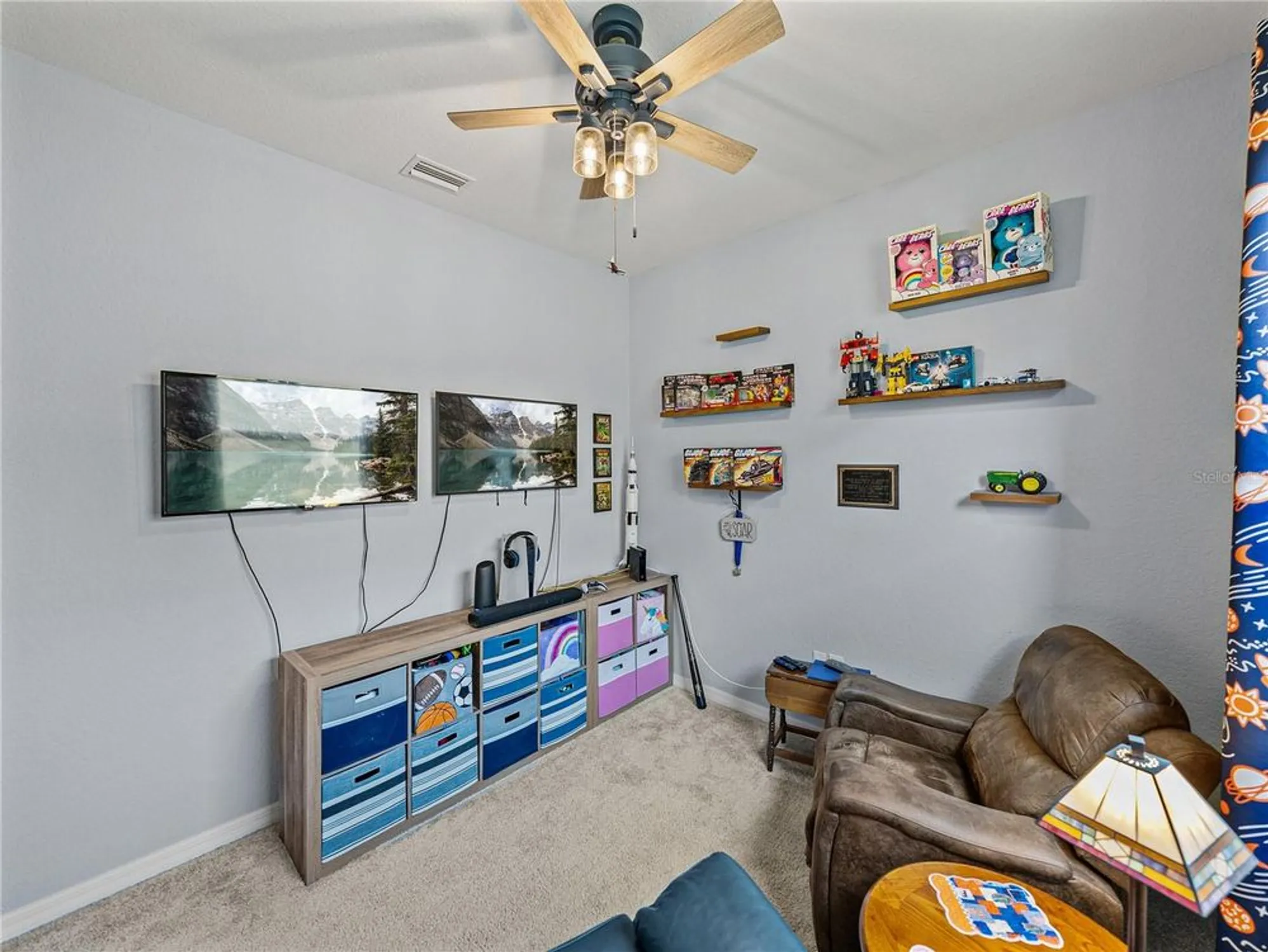 Property Slideshow image 42 of 90 | 1124 sawgrass dr, Winter Haven, FL, 33884