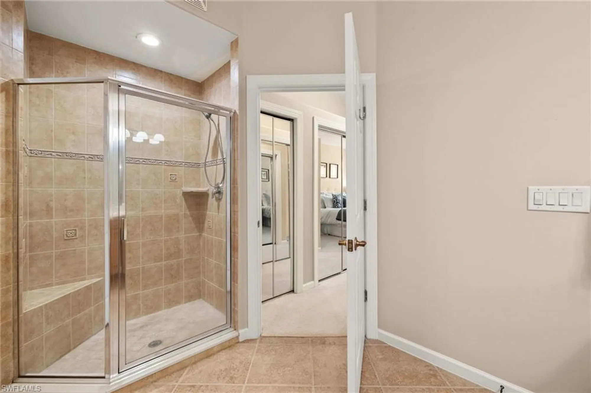 Property Slideshow image 19 of 39 | 13002 pennington pl 101, Fort Myers, FL, 33913