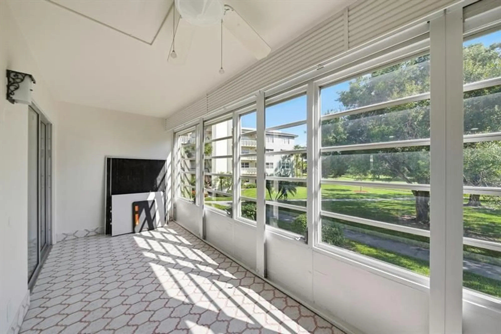 Property Slideshow image 21 of 25 | 2901 victoria cir apt b2, Coconut Creek, FL, 33066