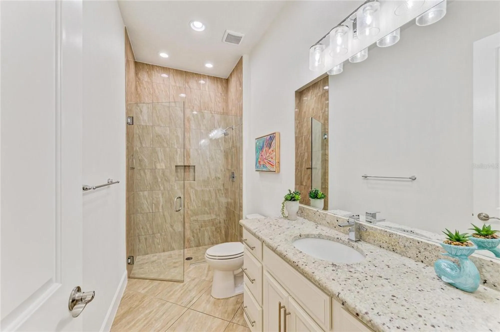 Property Slideshow image 48 of 98 | 334 castaway cay dr 101, Bradenton, FL, 34209